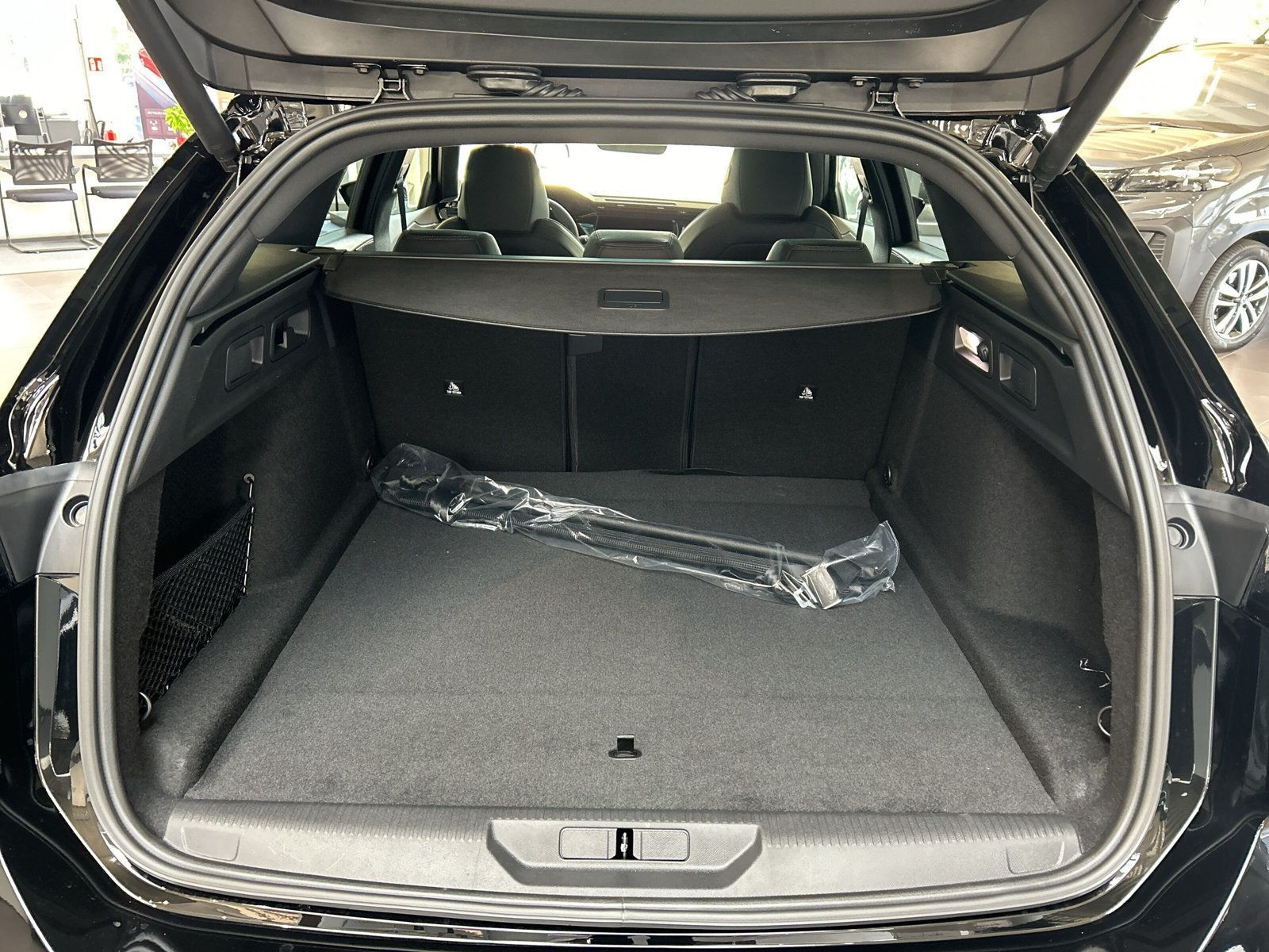 Peugeot - 308_7