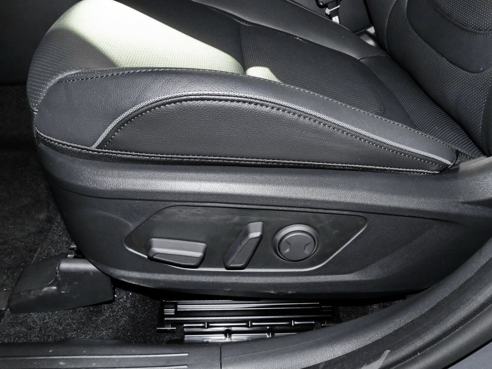 Hyundai - Tucson_11