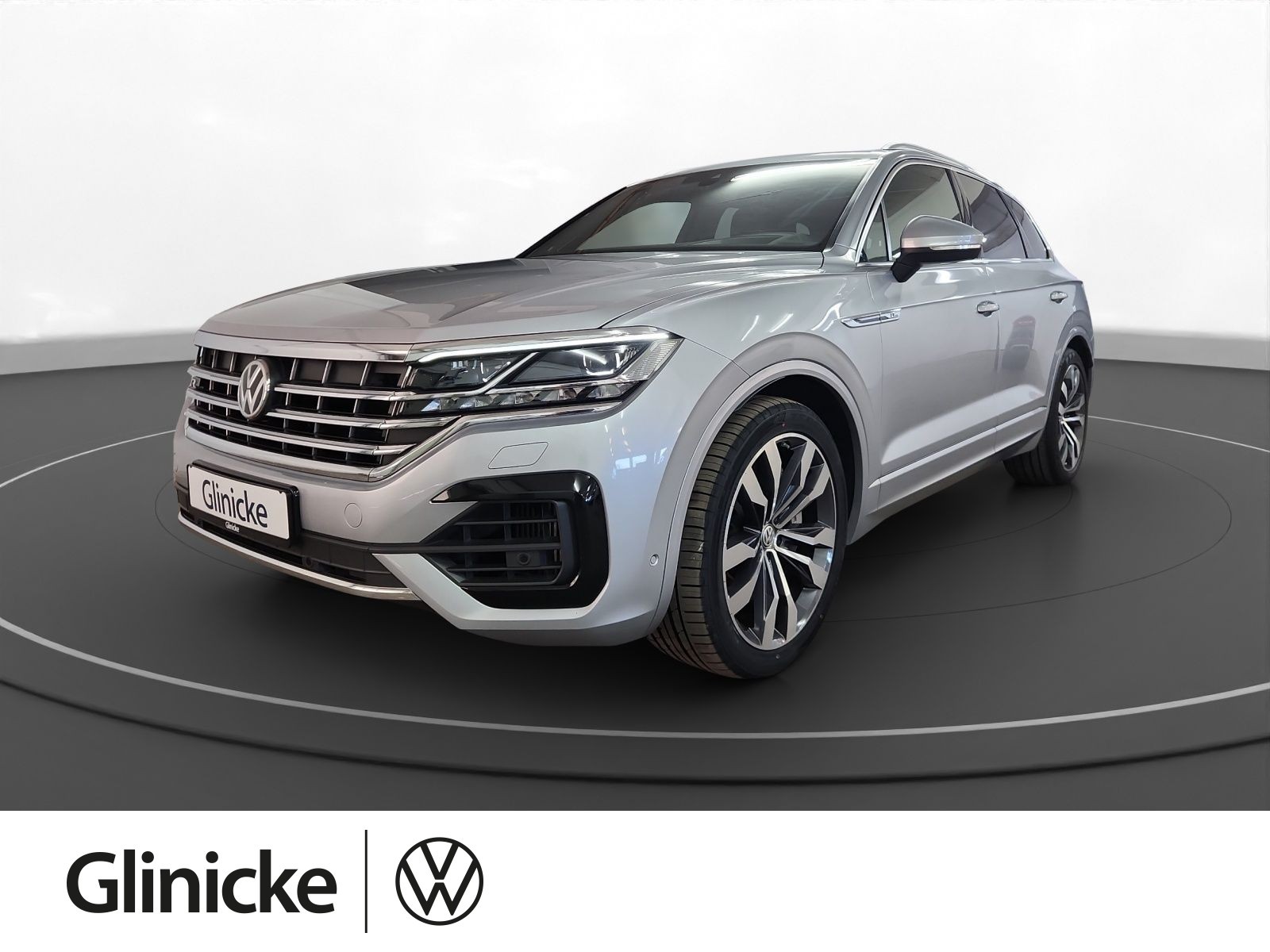 Touareg 4.0 TDI V8 4M R-Line AHK Pano Matrix LM 21" Head-Up