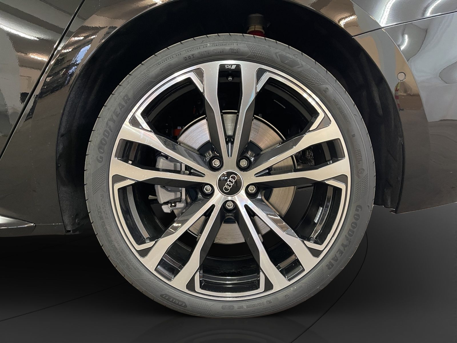 Audi - A5 Limousine_10