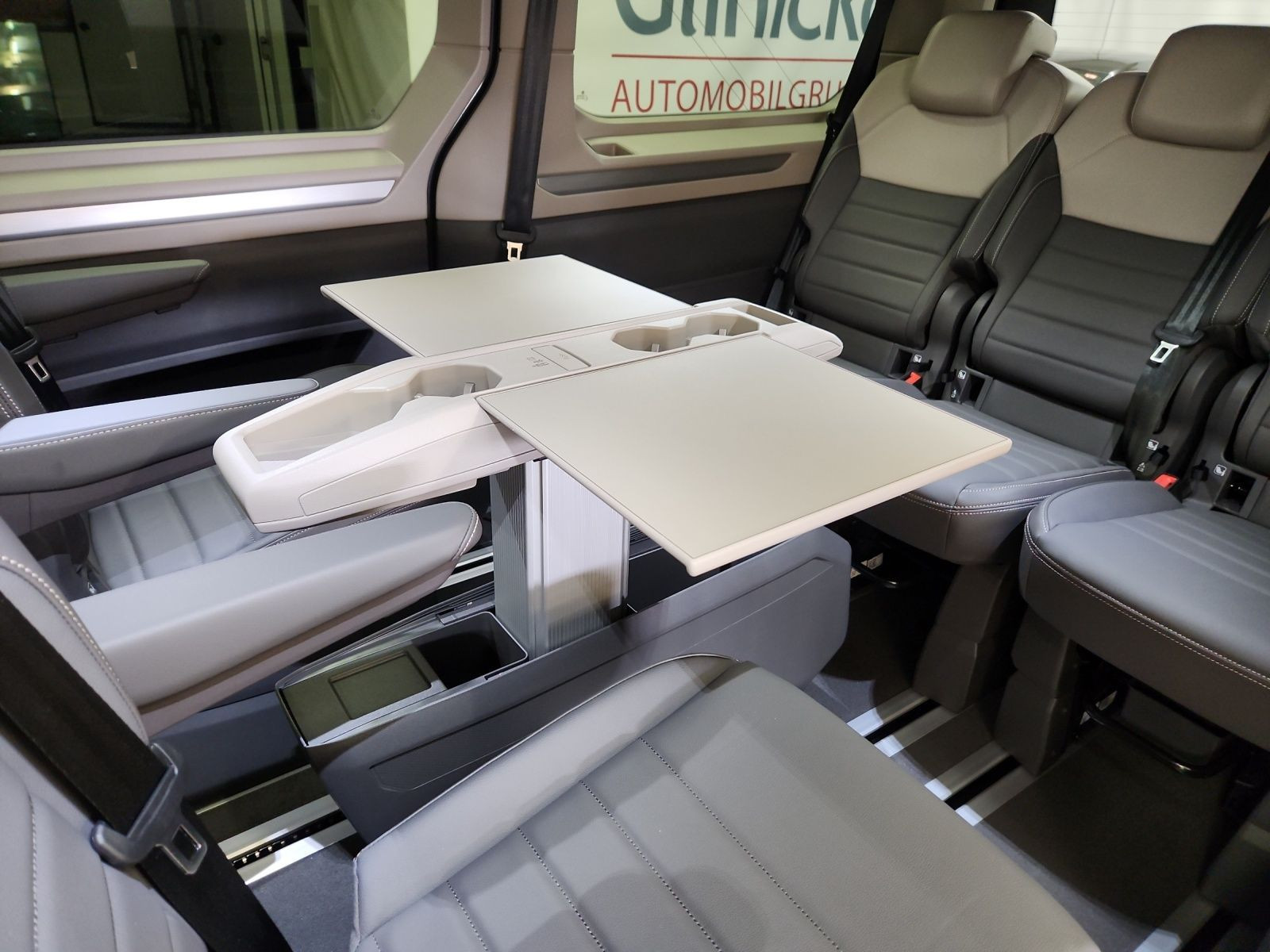 Volkswagen - Multivan_20