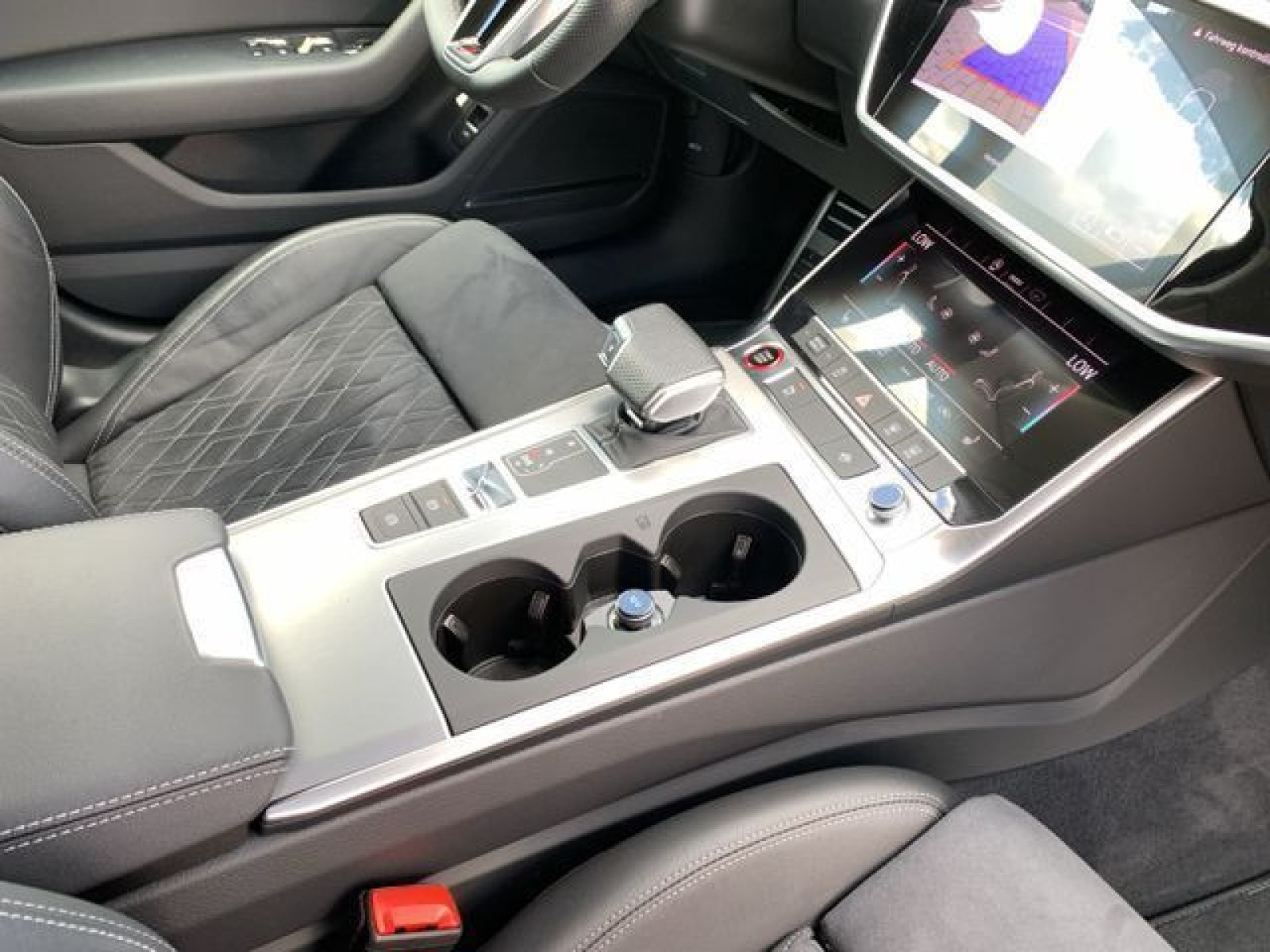 Audi - S6 Avant_26 Audi - S6 Avant_26