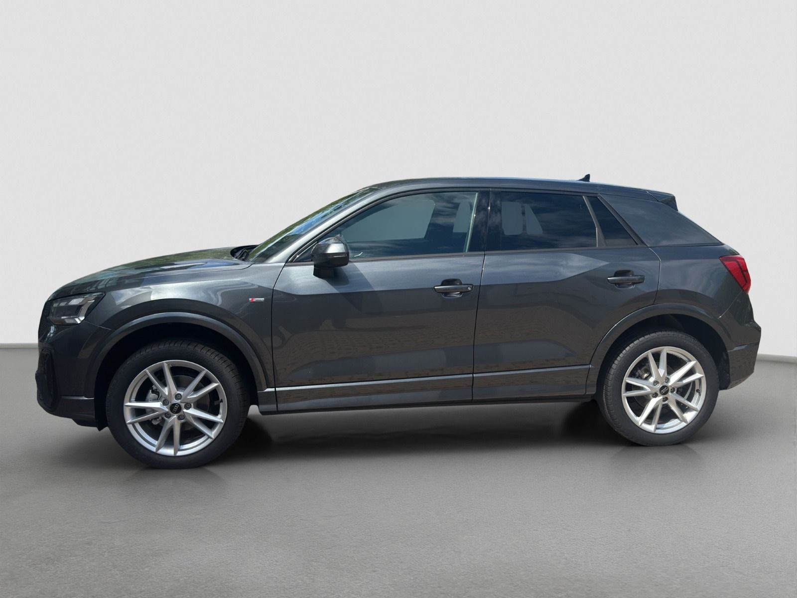 Audi - Q2_5