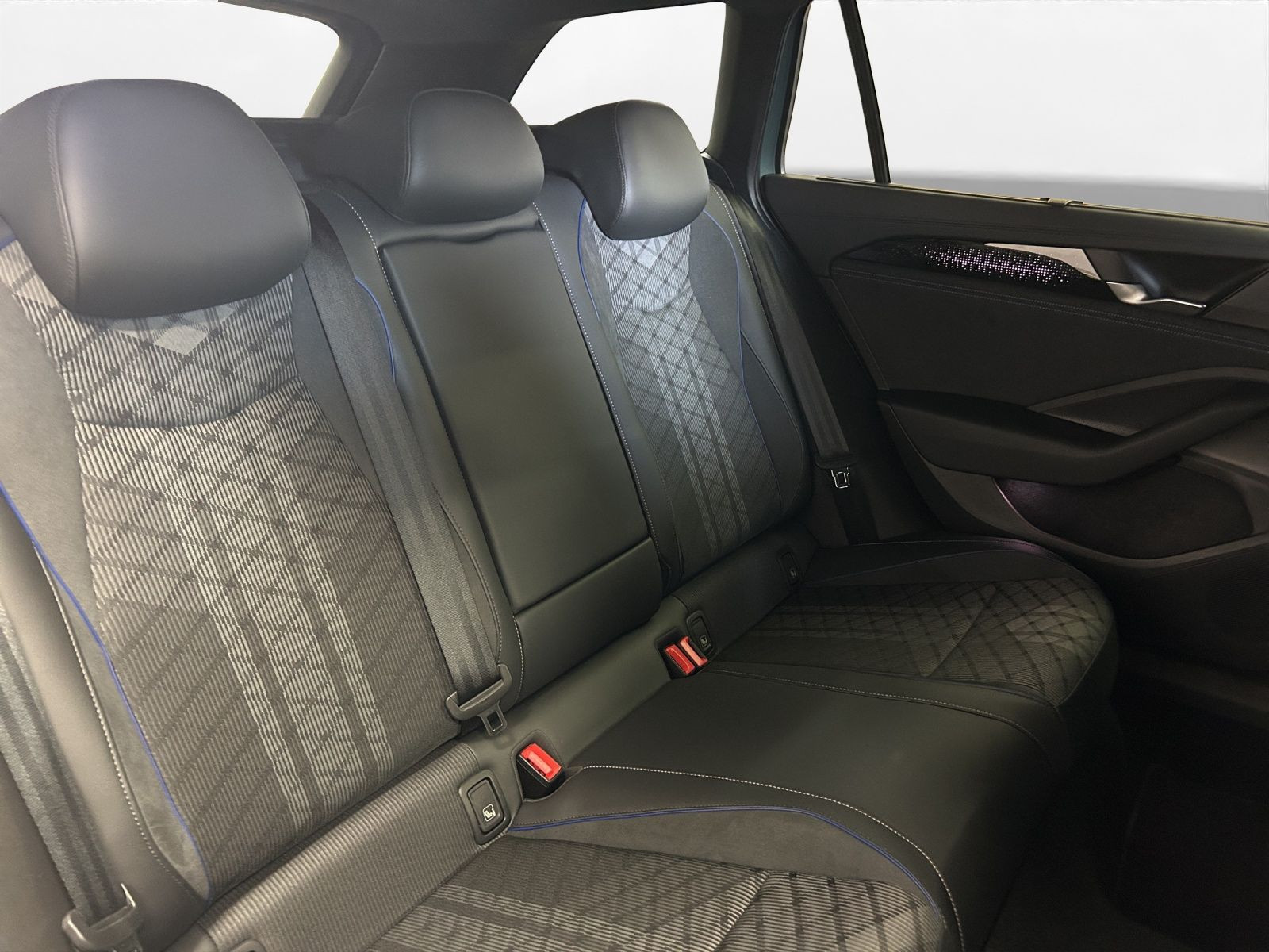 Volkswagen - Passat Variant_19
