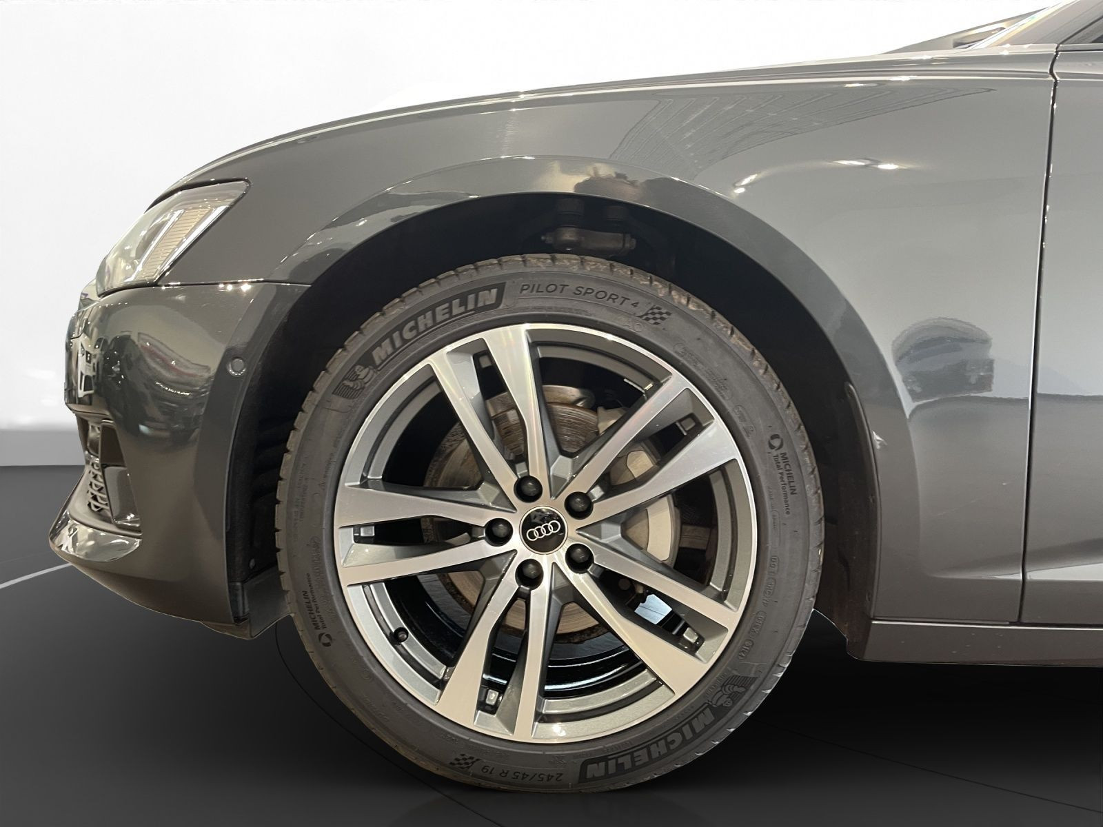 Audi - A6 Avant_13