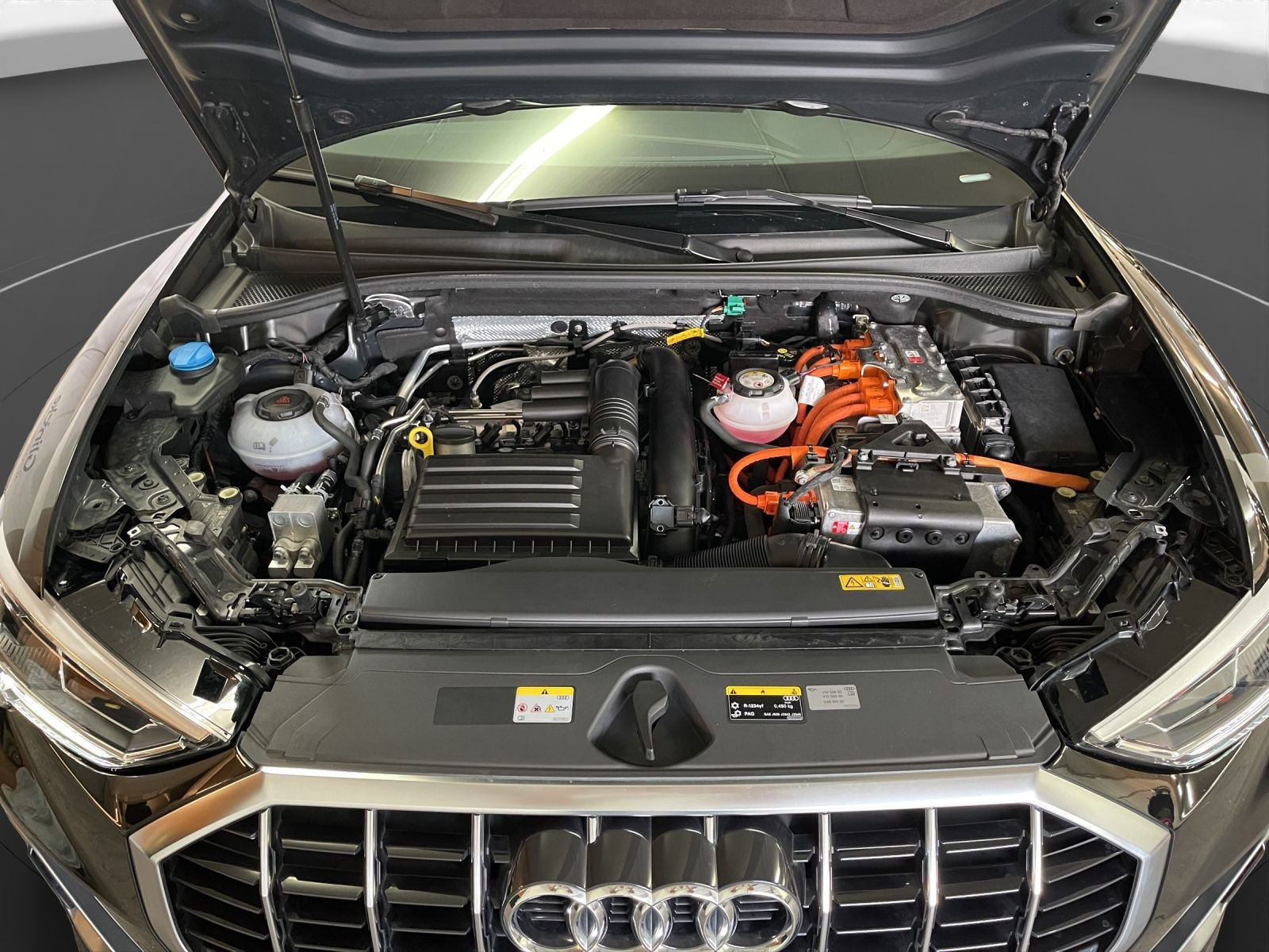 Audi - Q3_22