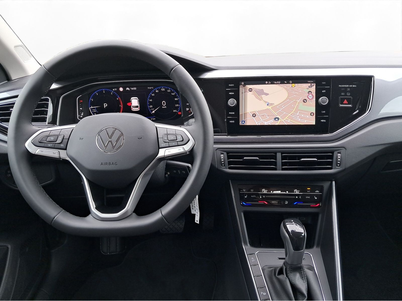 Volkswagen - Polo_9