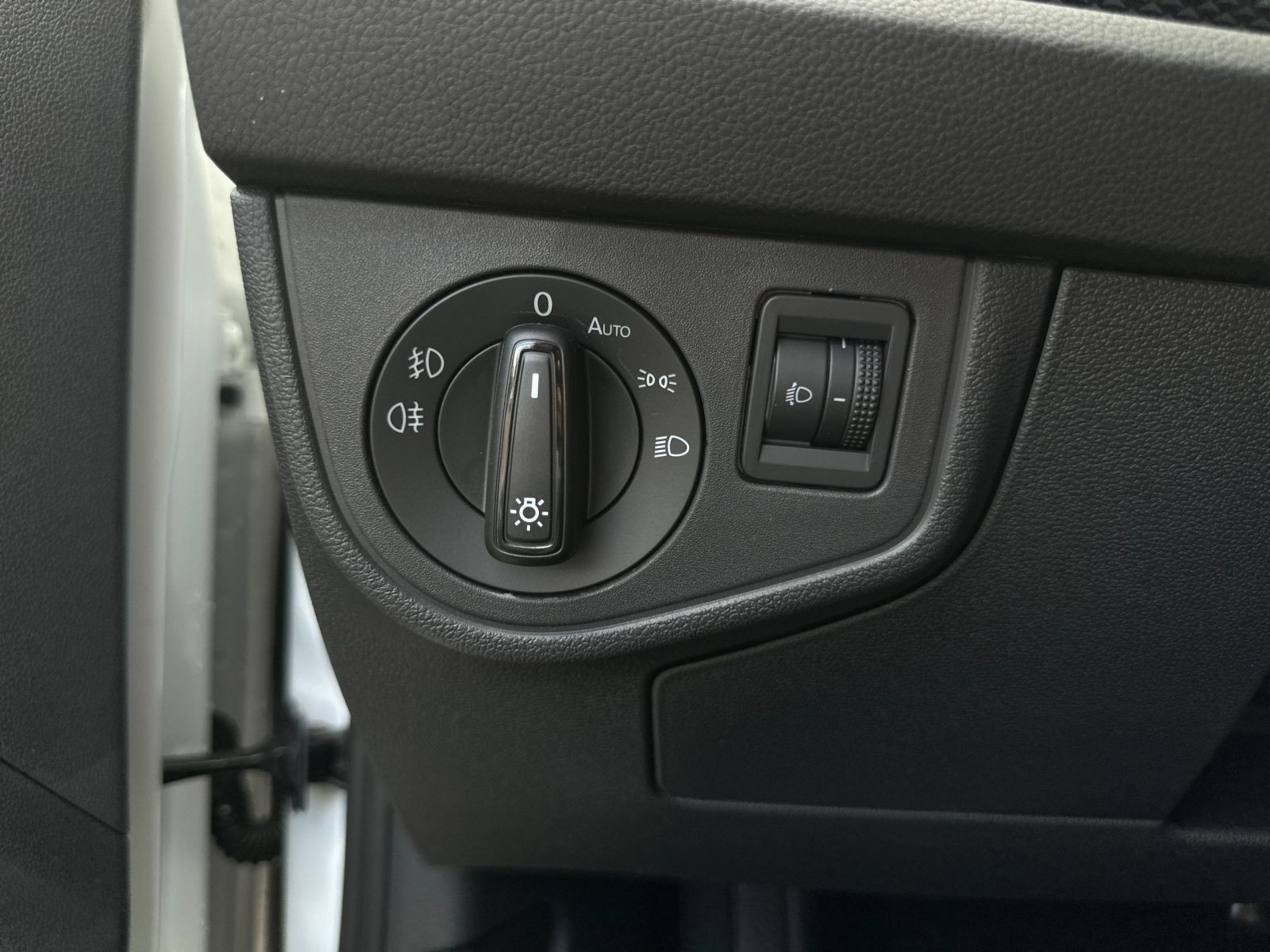 Volkswagen - Polo_19