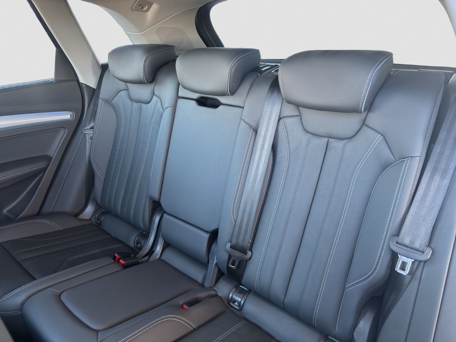 Audi - Q5_10