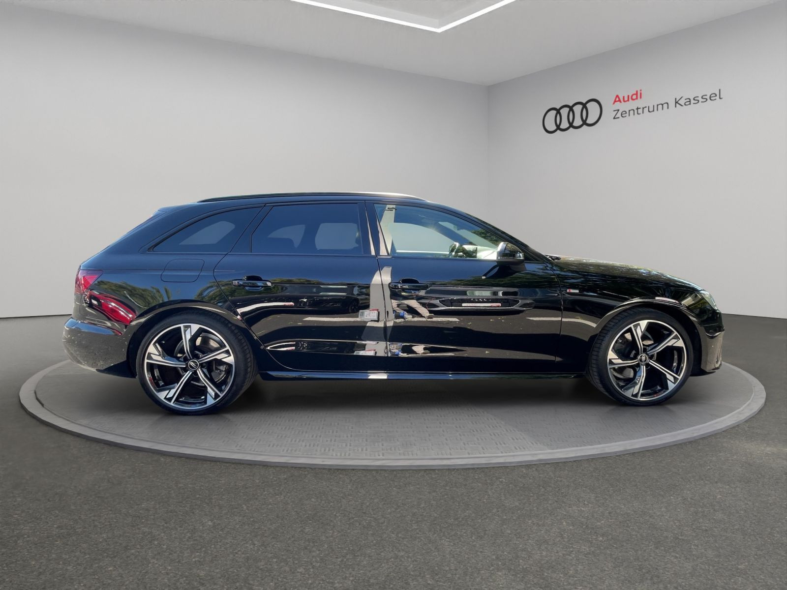 Audi - A4 Avant_8