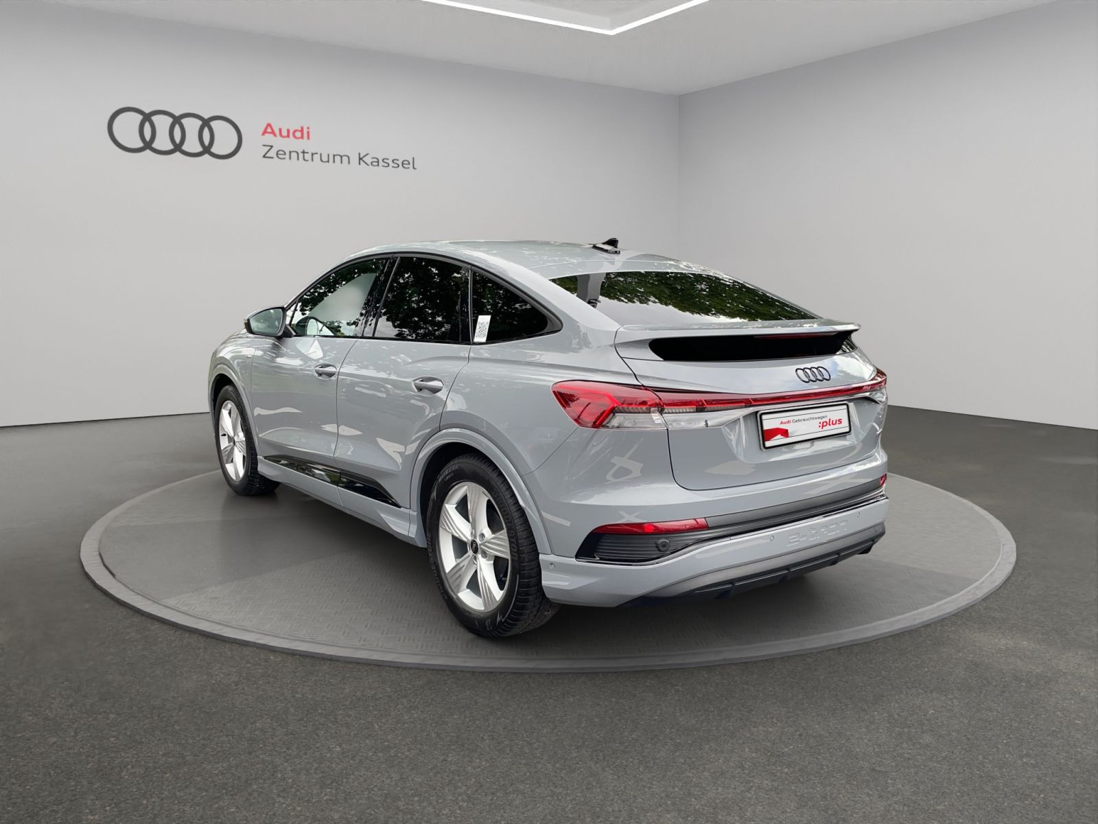 Audi - Q4 Sportback e-tron_5