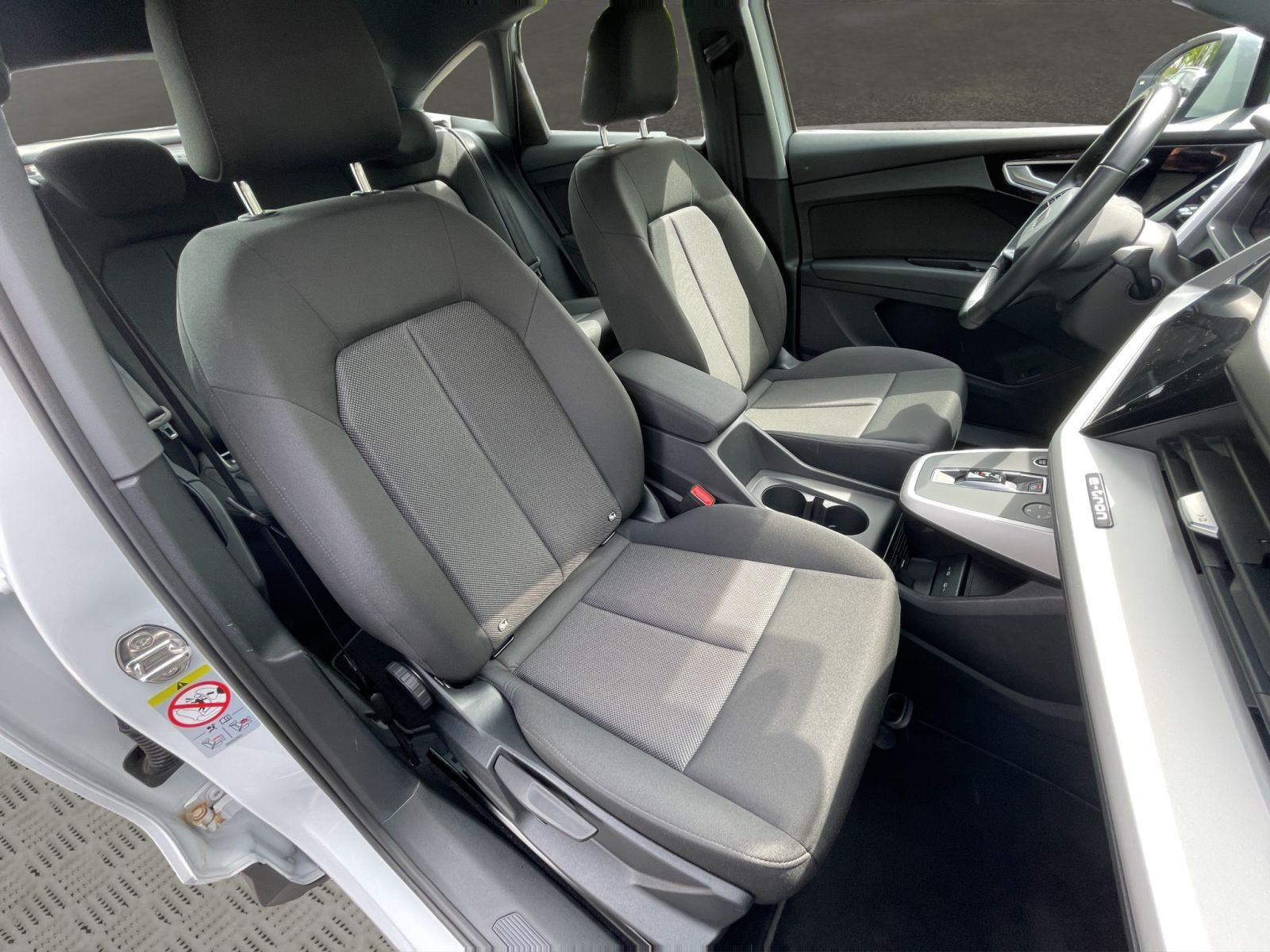 Audi - Q4 Sportback e-tron_19