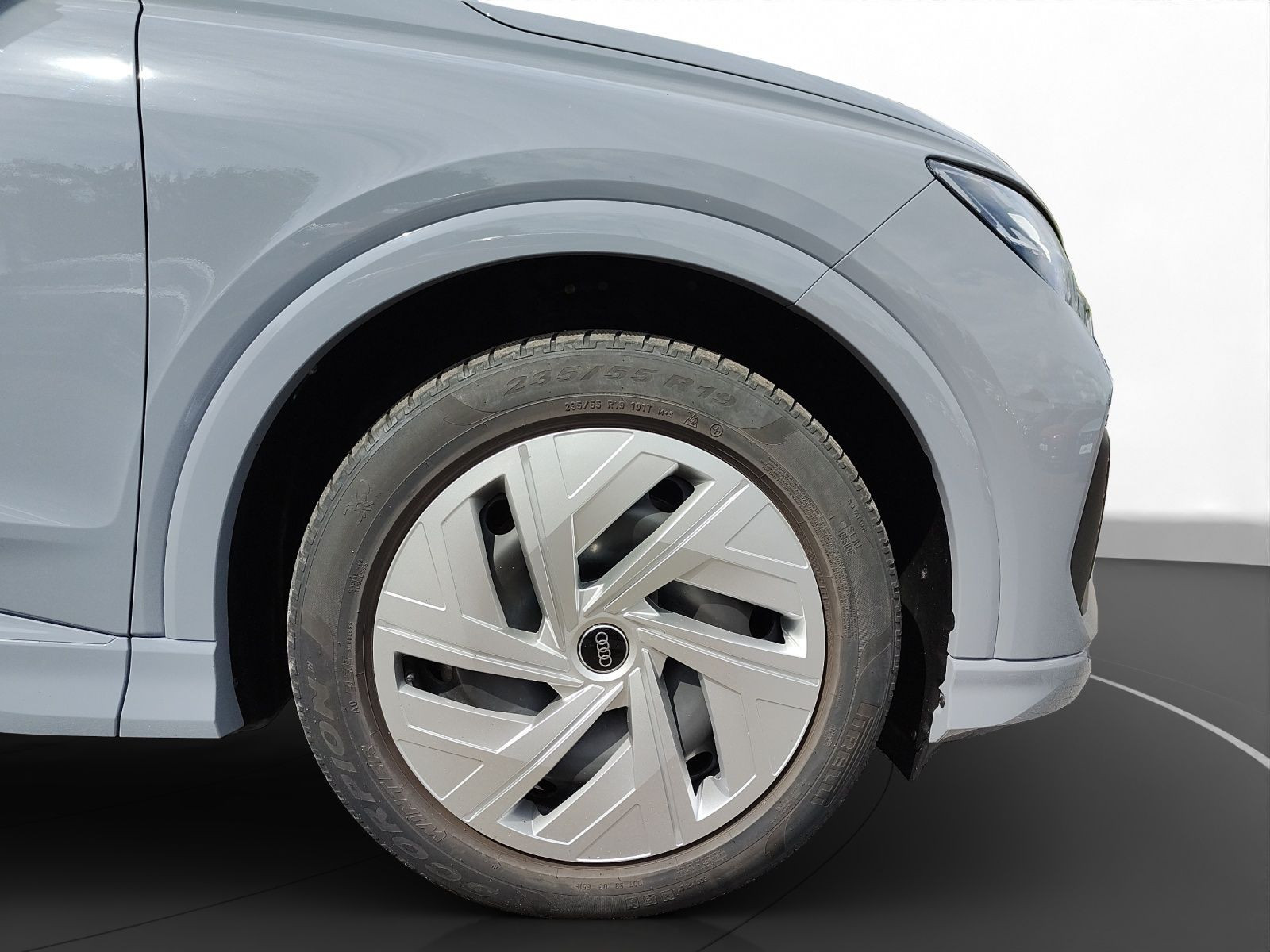Audi - Q4 e-tron_14