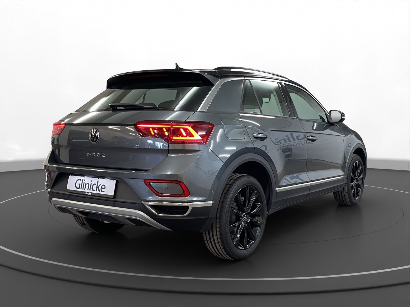 Volkswagen - T-Roc_6