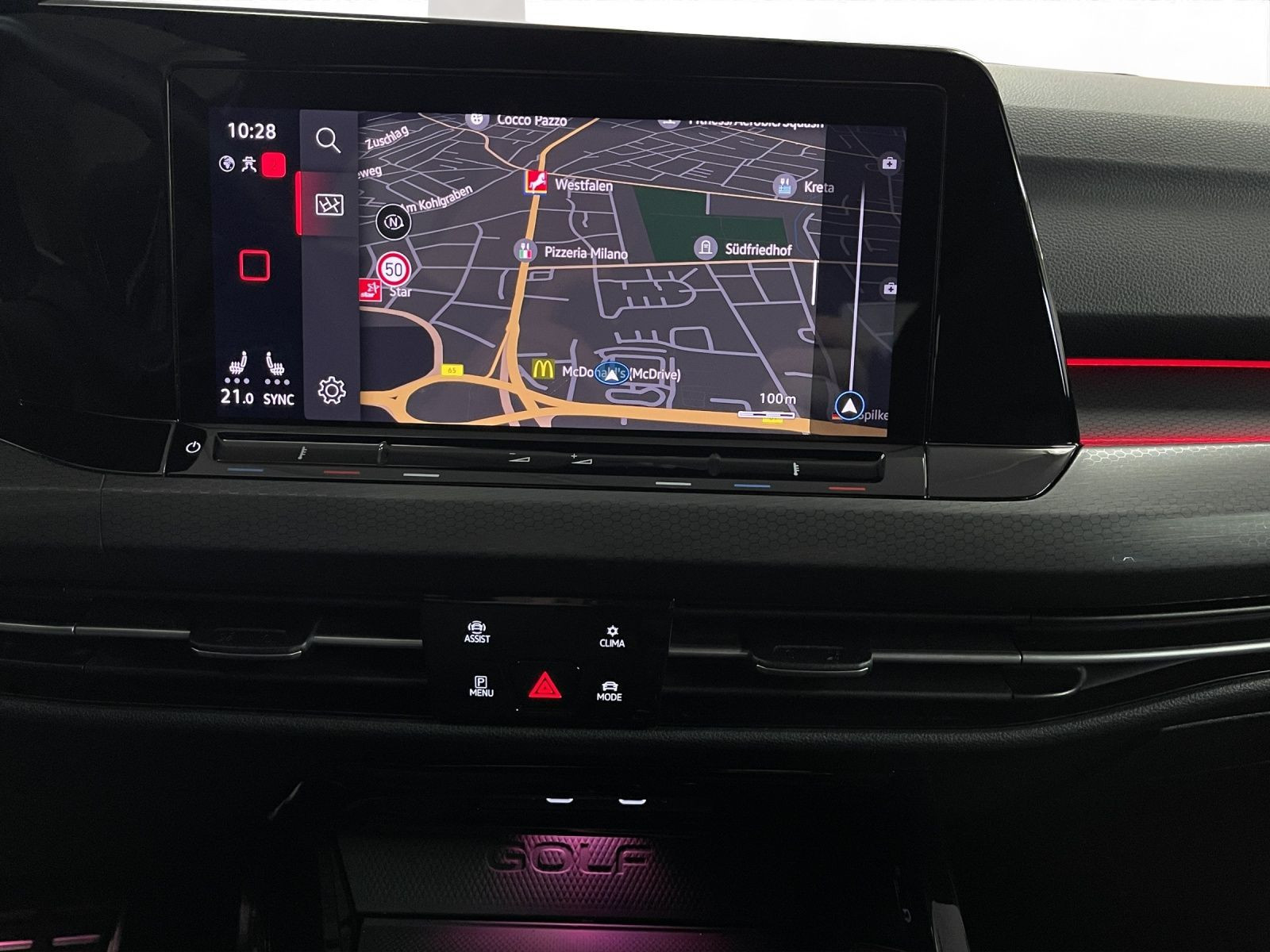 Volkswagen - Golf GTI_10