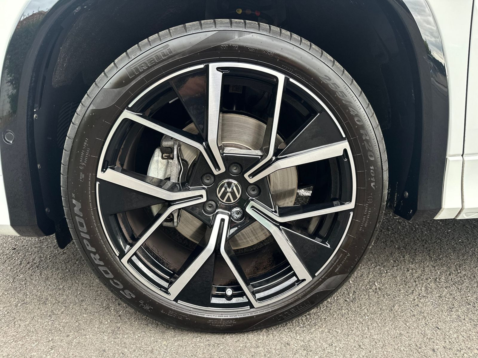 Volkswagen - Tayron_9