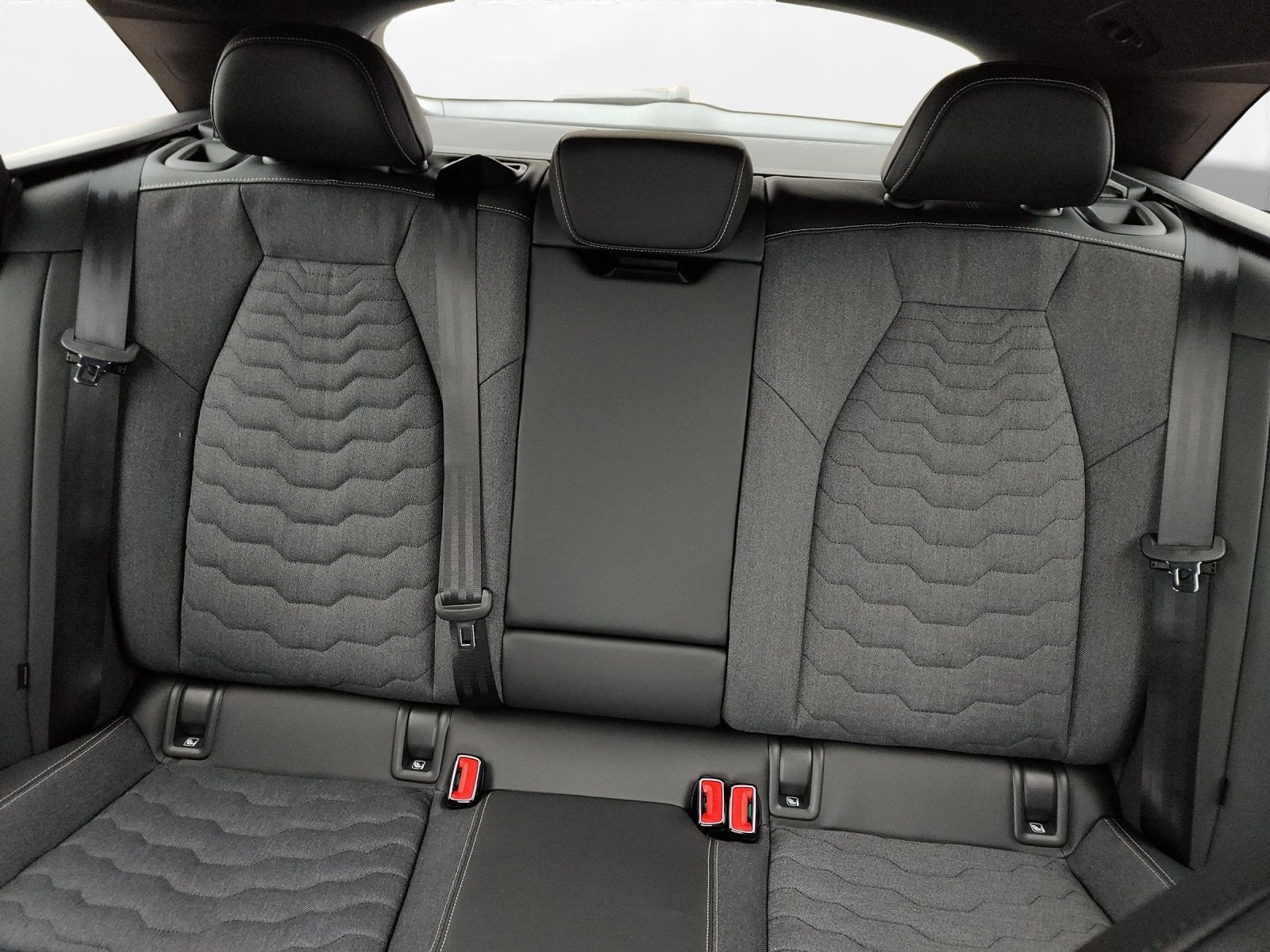 Audi - A6 Avant e-tron_6