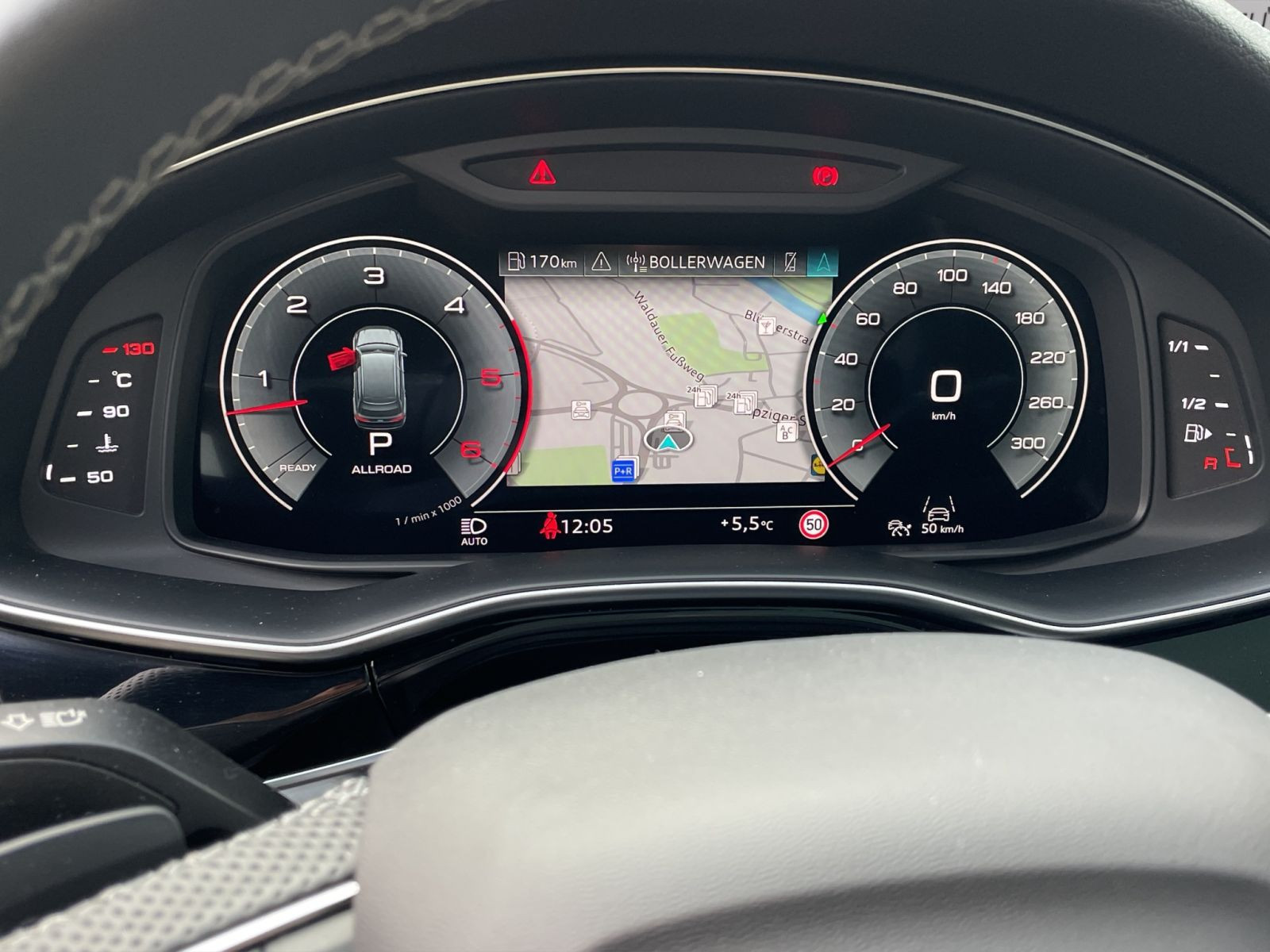Audi - Q7_13