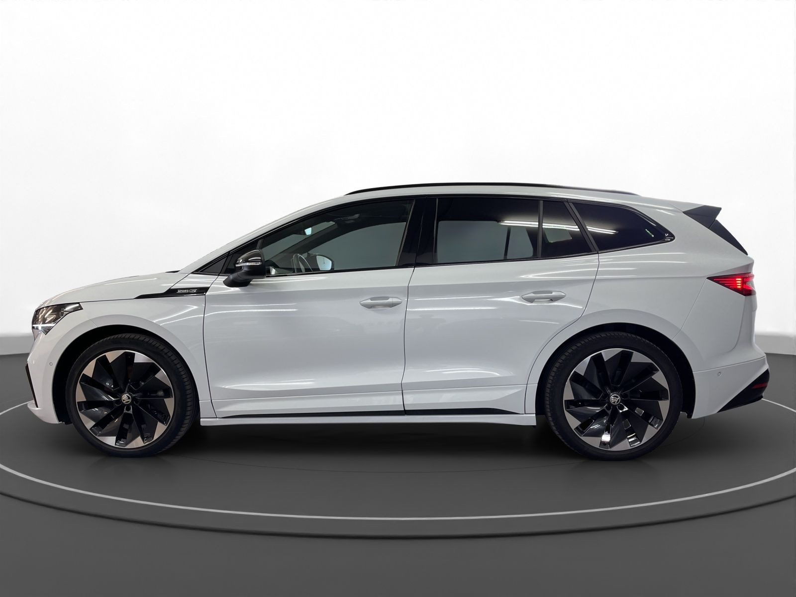 Škoda - Enyaq_8