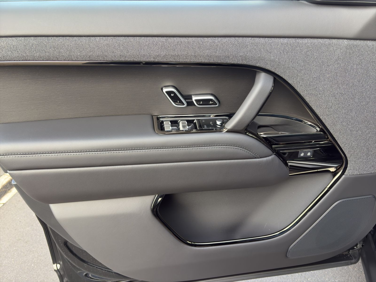 Land Rover - Range Rover Sport_12