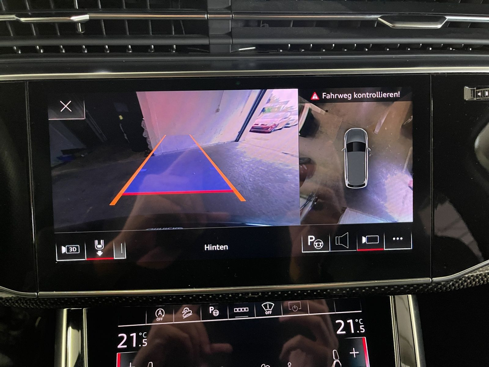 Audi - SQ7_25