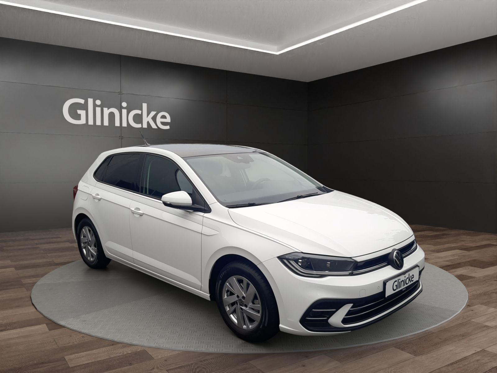 Volkswagen - Polo_10