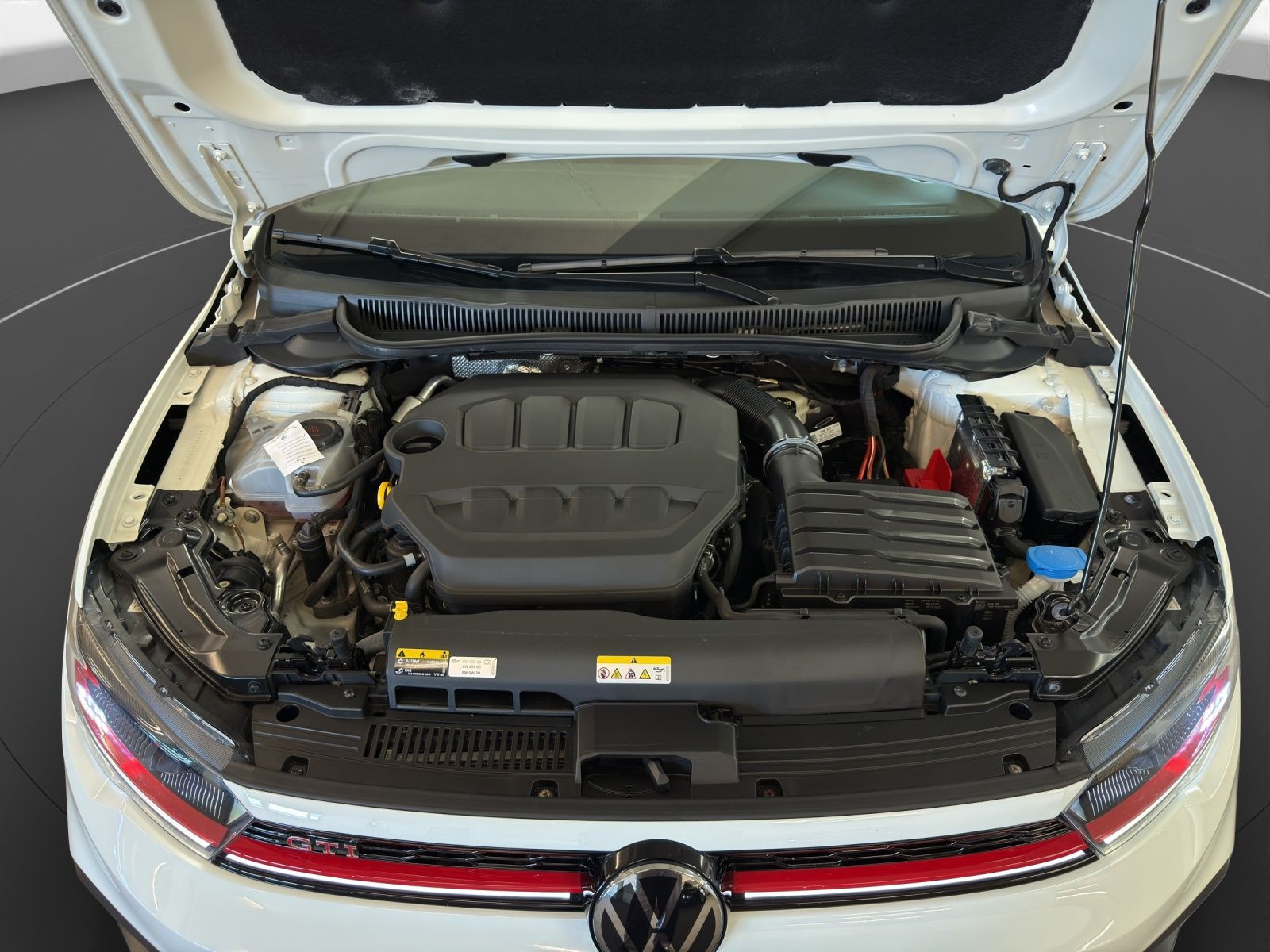 Volkswagen - Polo GTI_23