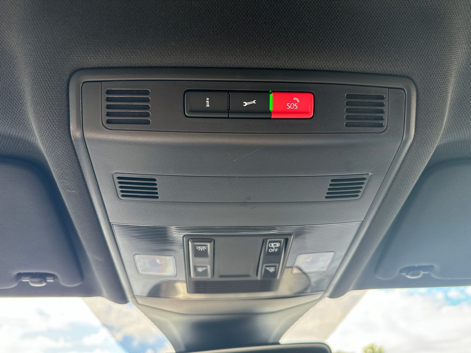 Volkswagen - T-Cross_21