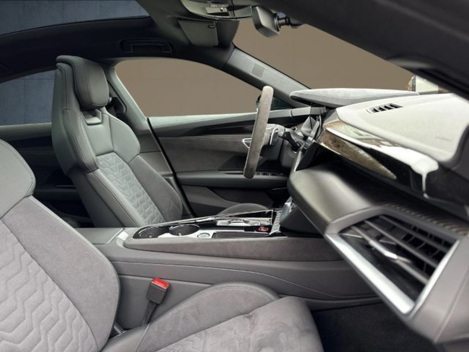 Audi - e-tron GT quattro_21