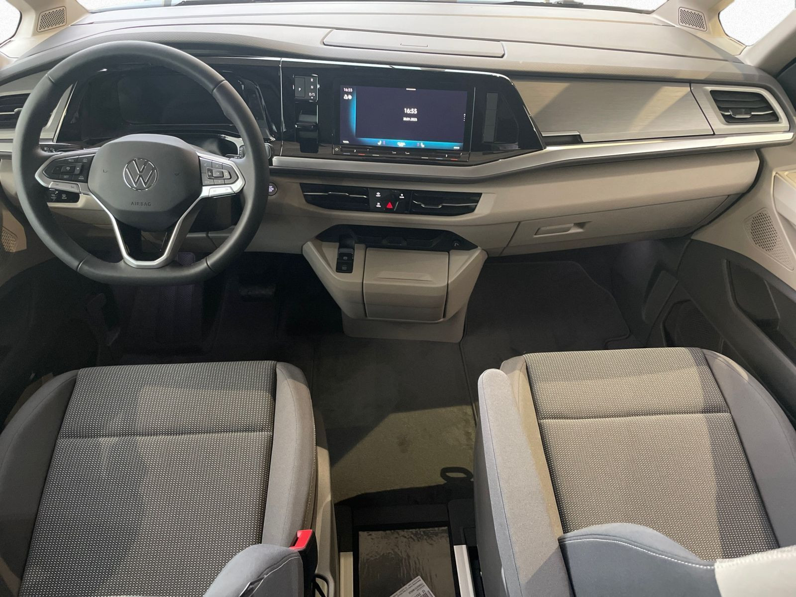 Volkswagen - Multivan_11