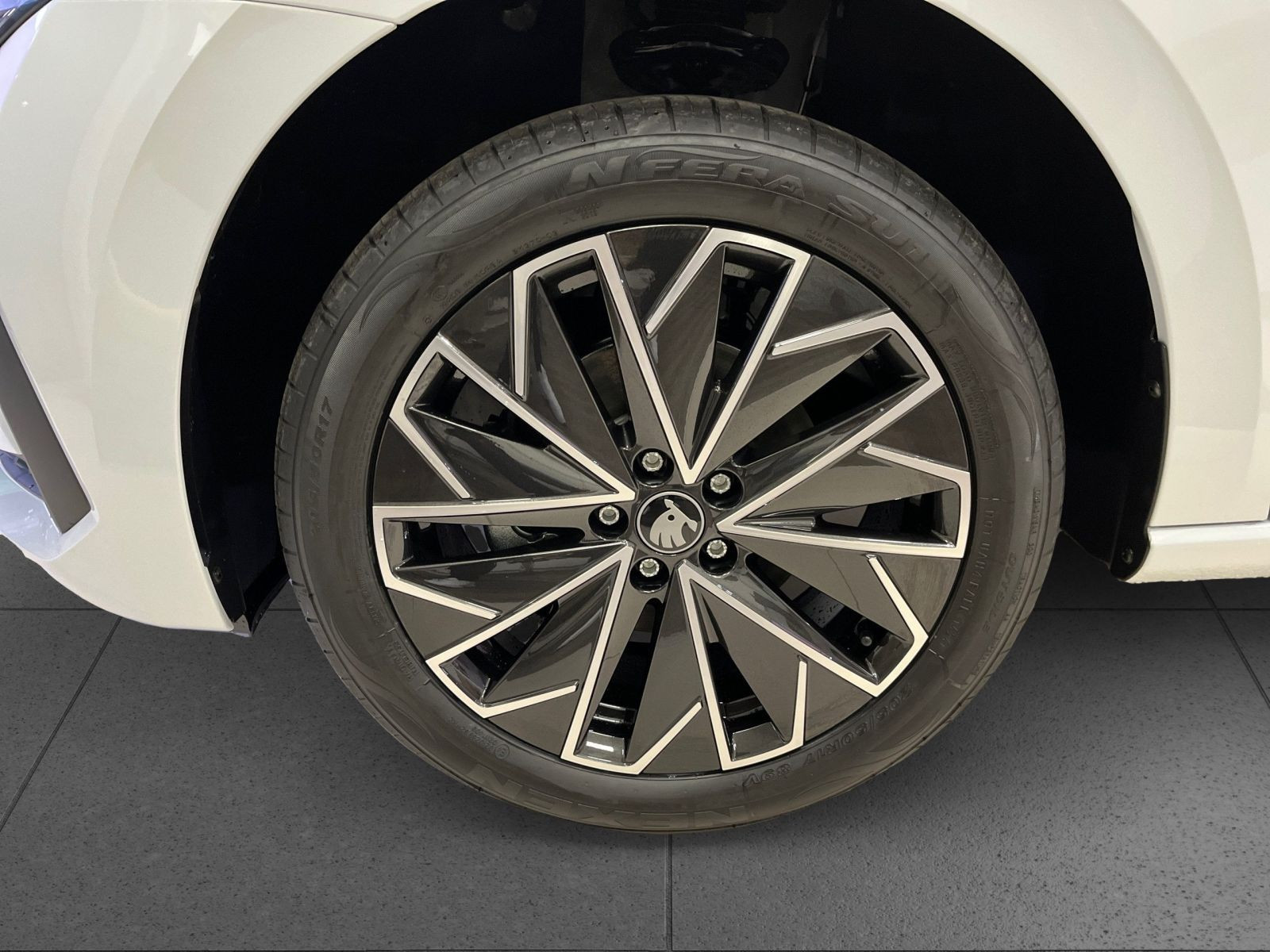 Škoda - Scala_9