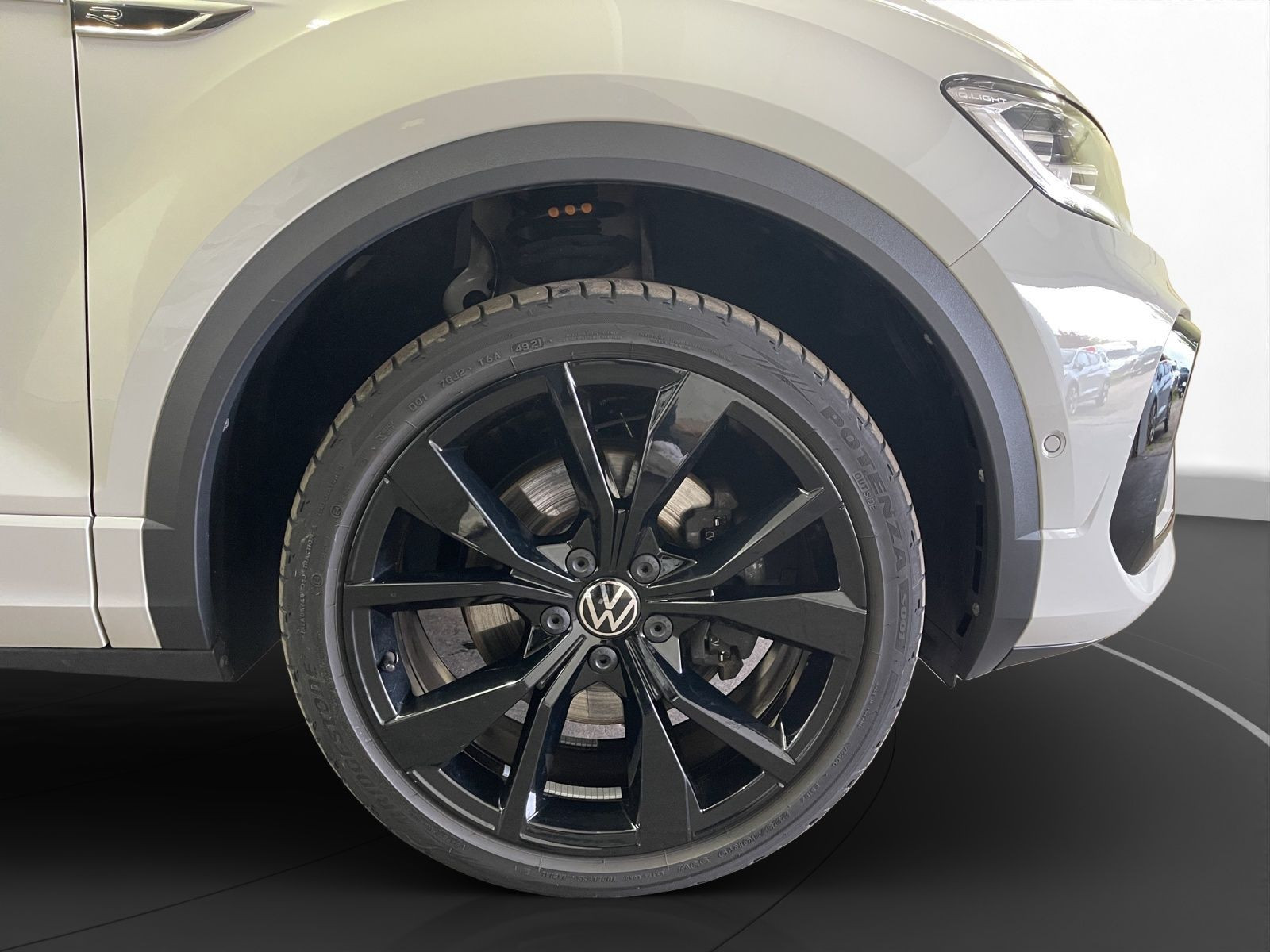 Volkswagen - T-Roc_15