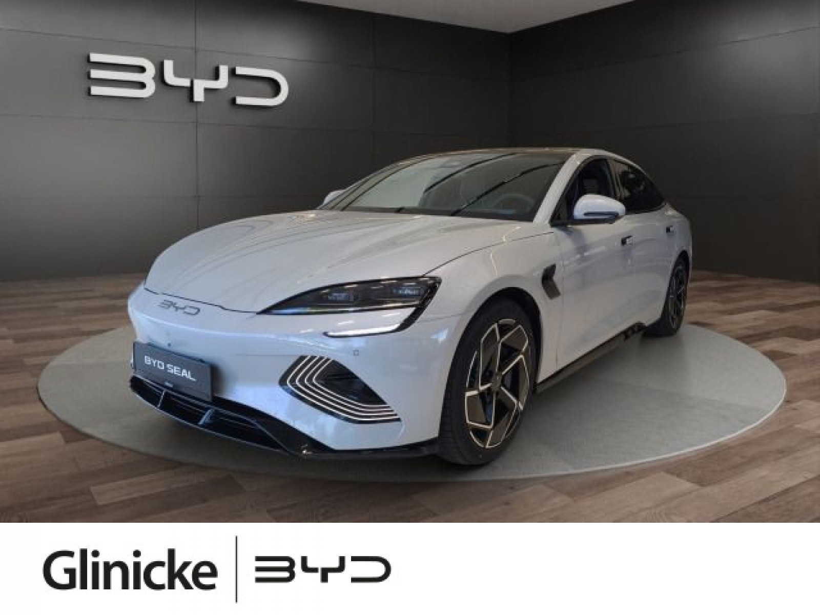 Seal Excellence AWD Panorama-Glasdach 360°Kamera