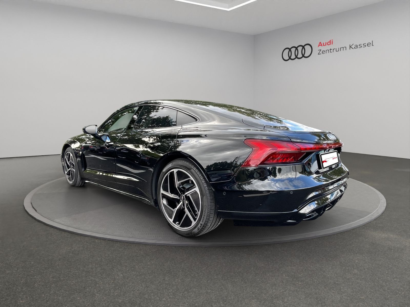 Audi - e-tron GT quattro_5
