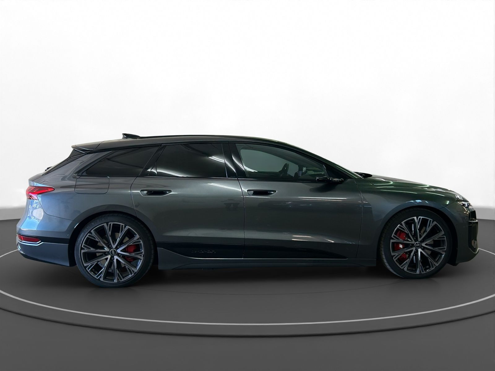 Audi - S6 Avant e-tron_7