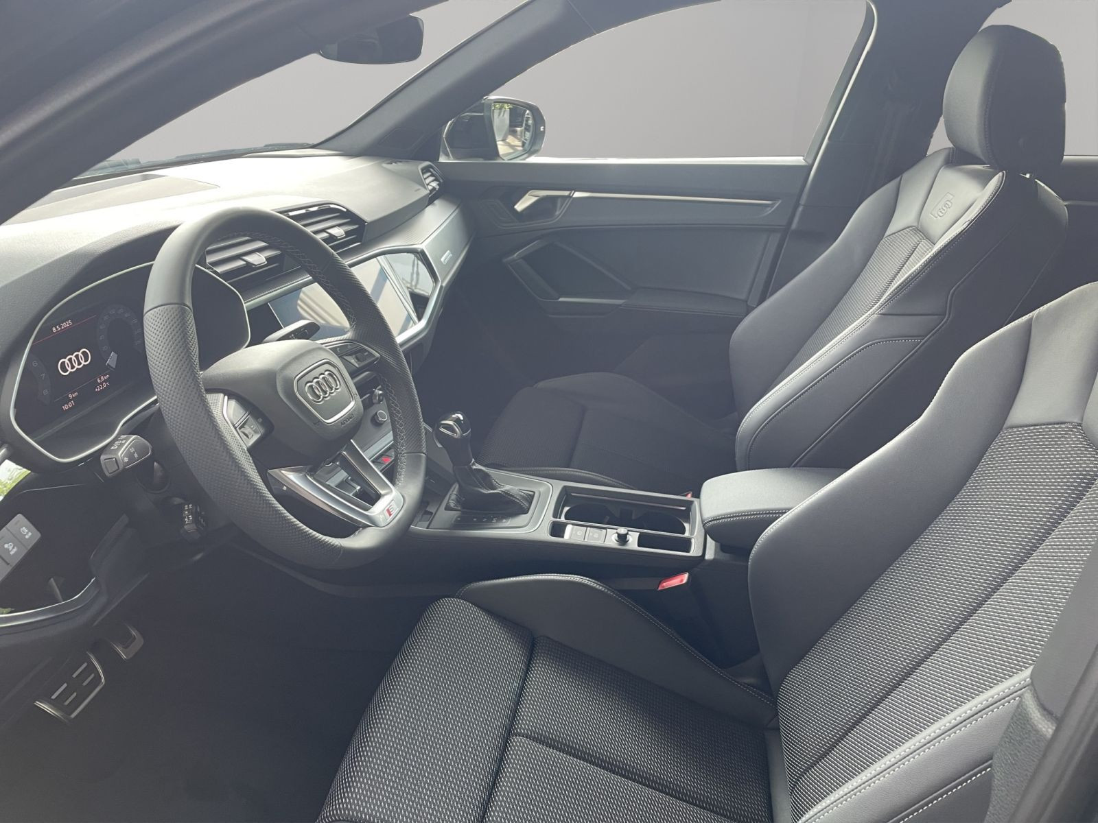 Audi - Q3 Sportback_11