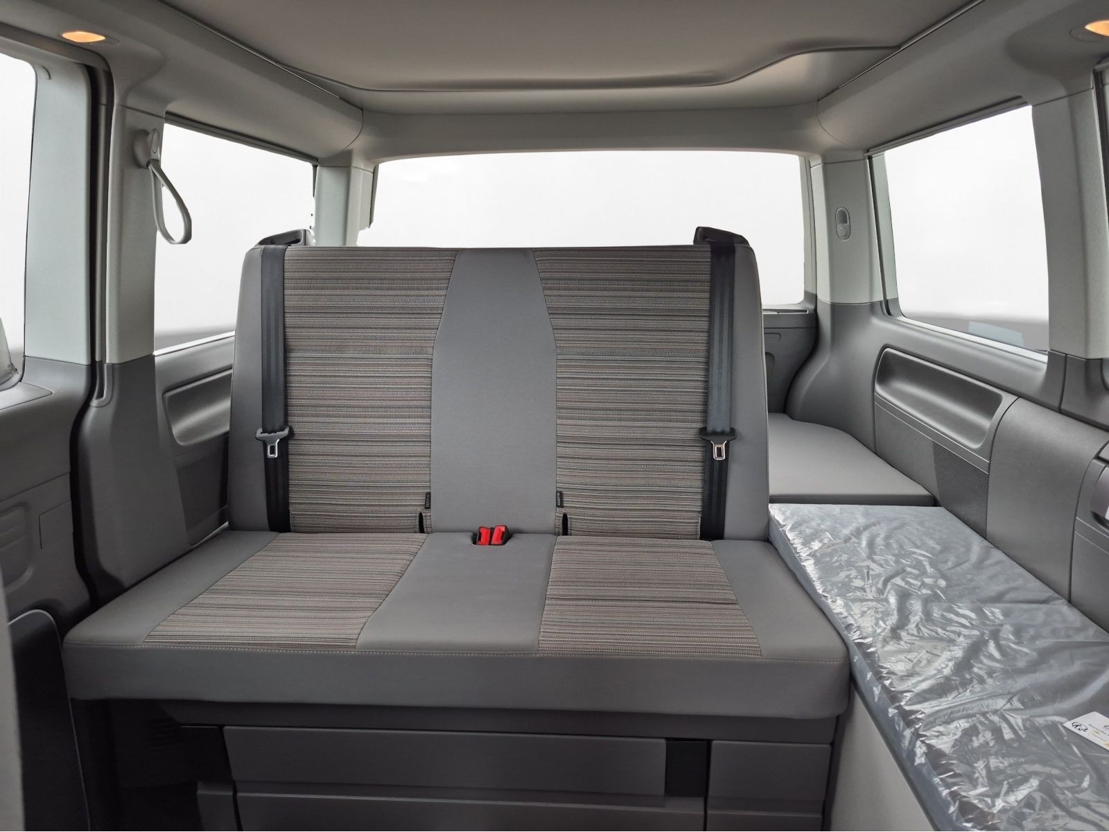 Volkswagen - T6.1 California_4