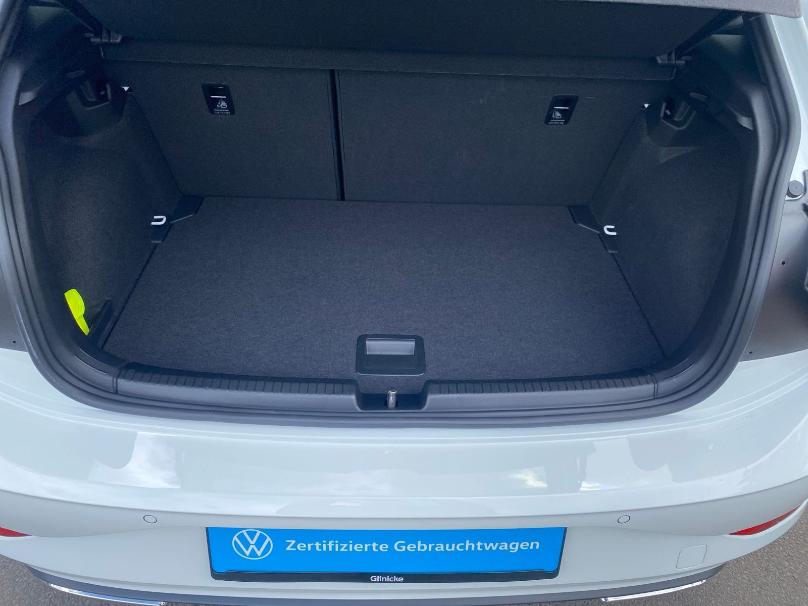 Volkswagen - Polo_15