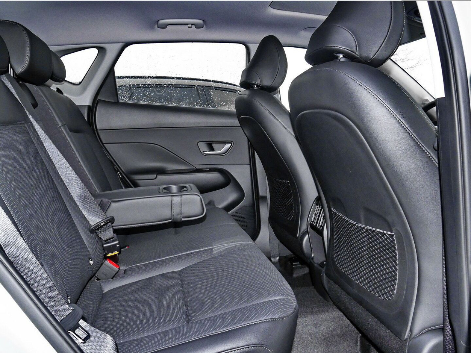 Hyundai - Kona_7