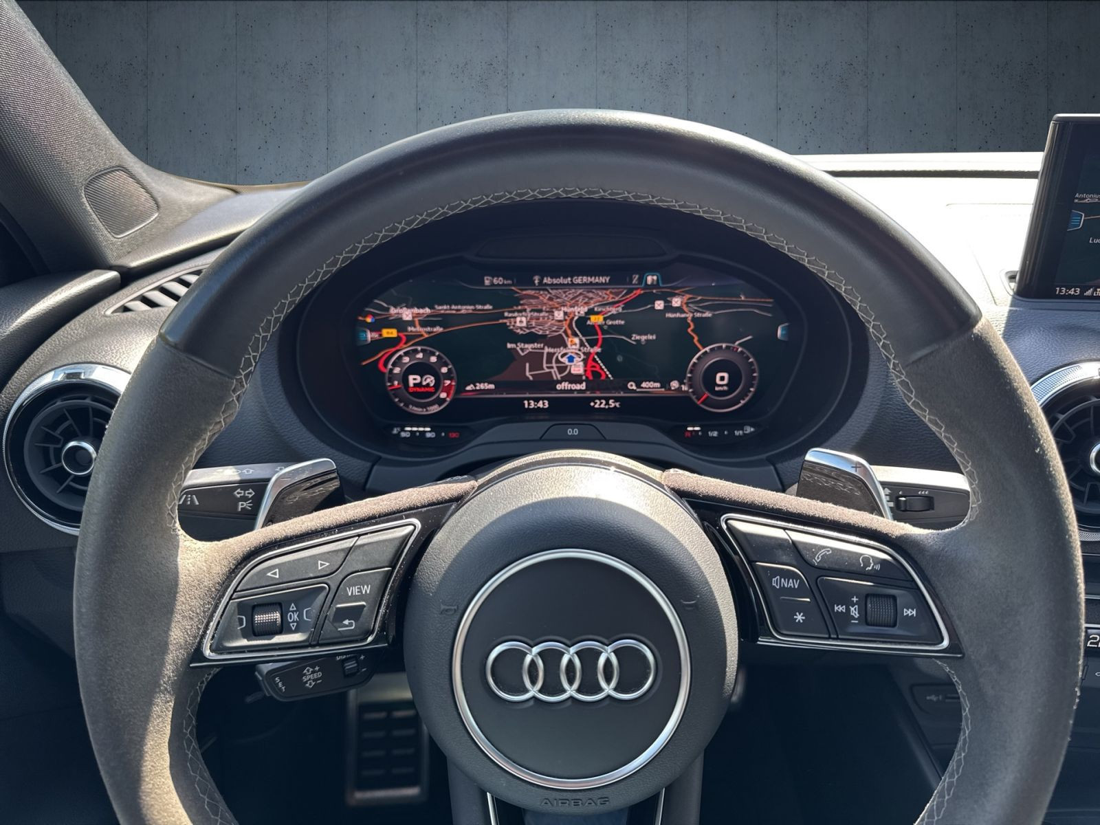 Audi - RS 3 Limousine_27