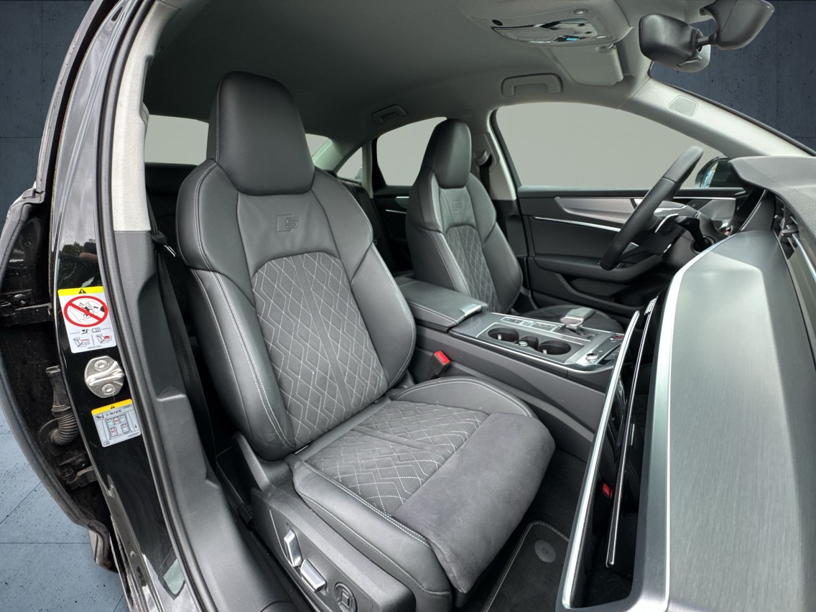 Audi - S6 Limousine_18