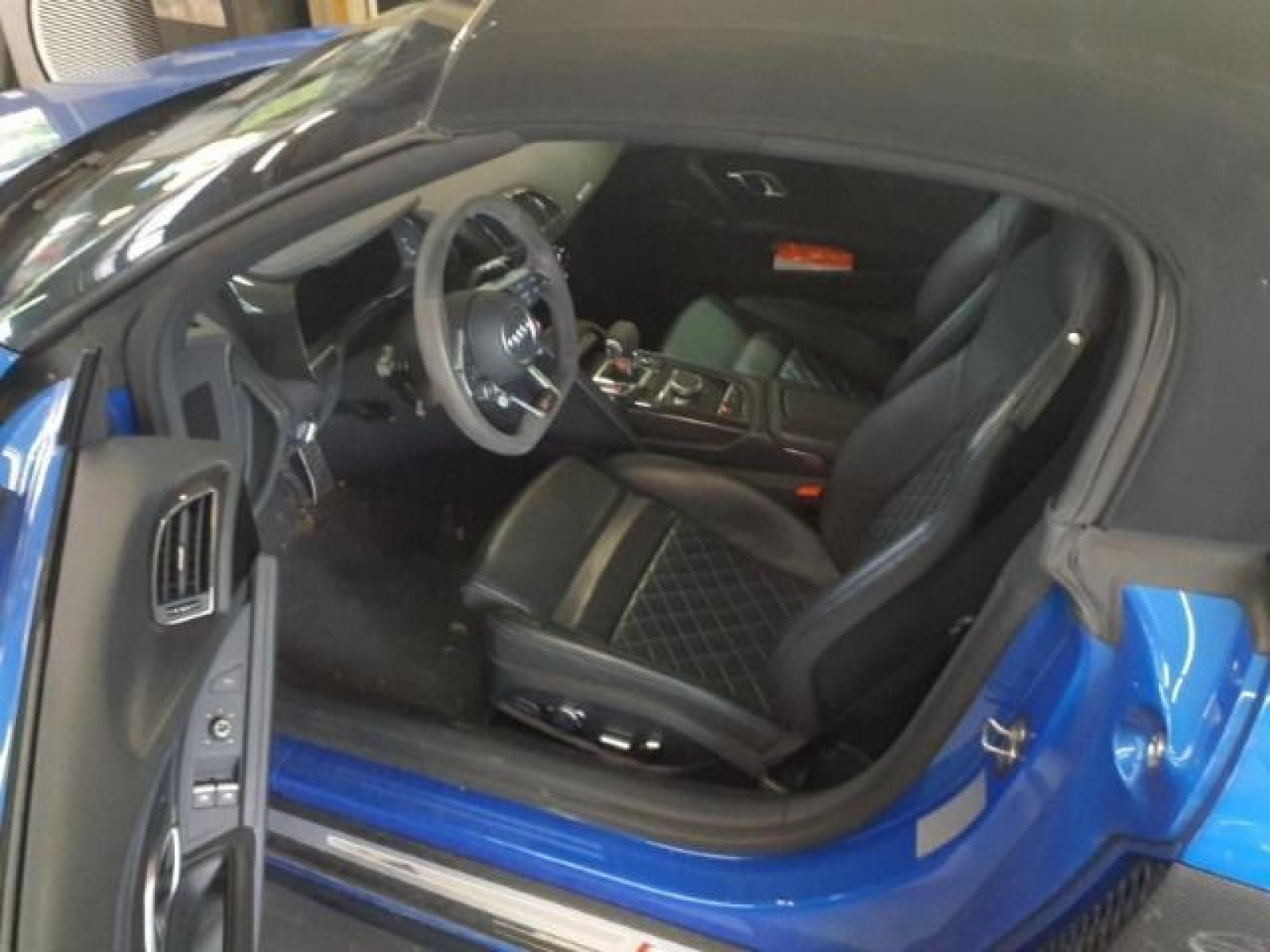Audi - R8 Spyder_5
