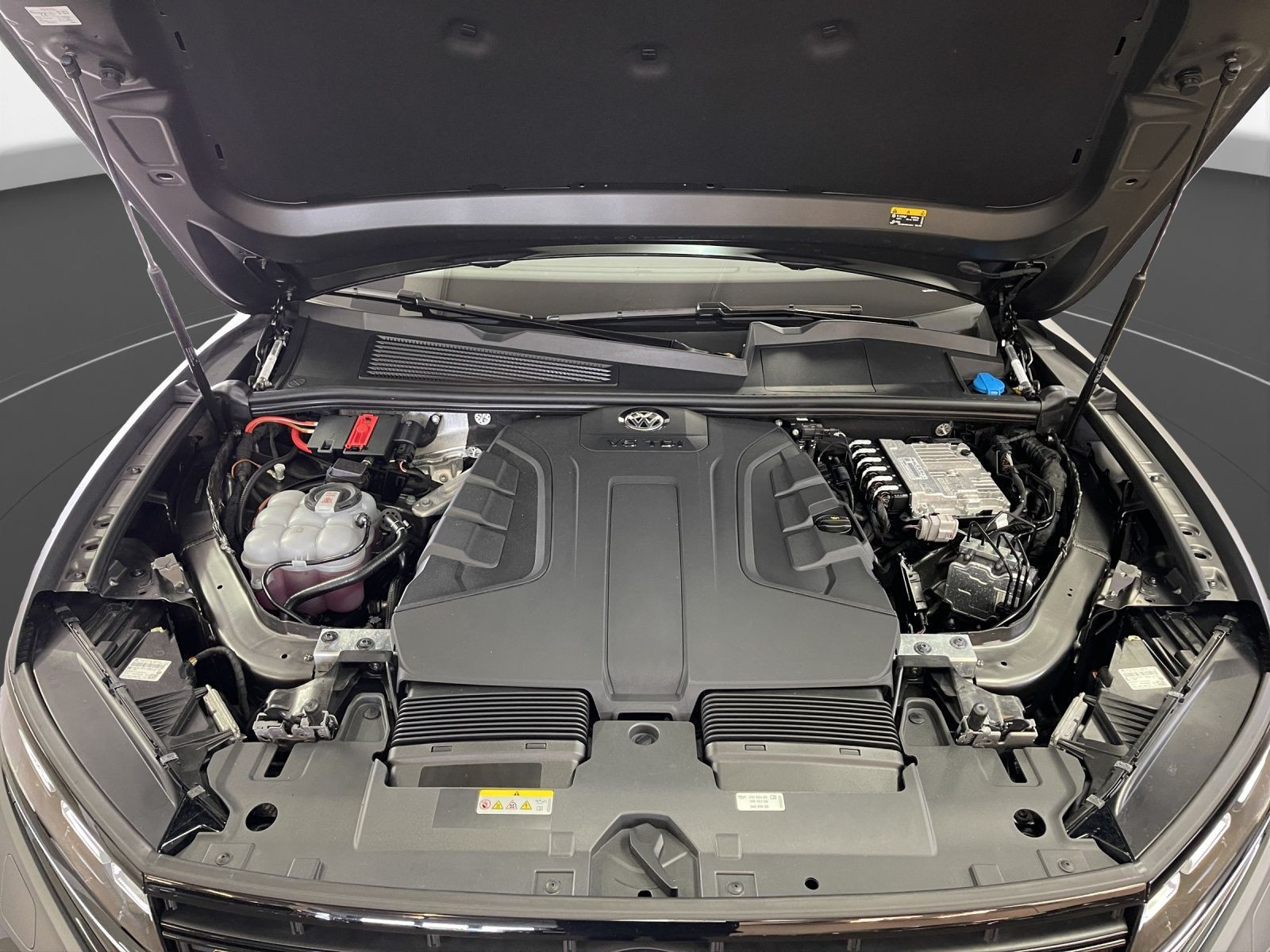 Volkswagen - Touareg_23