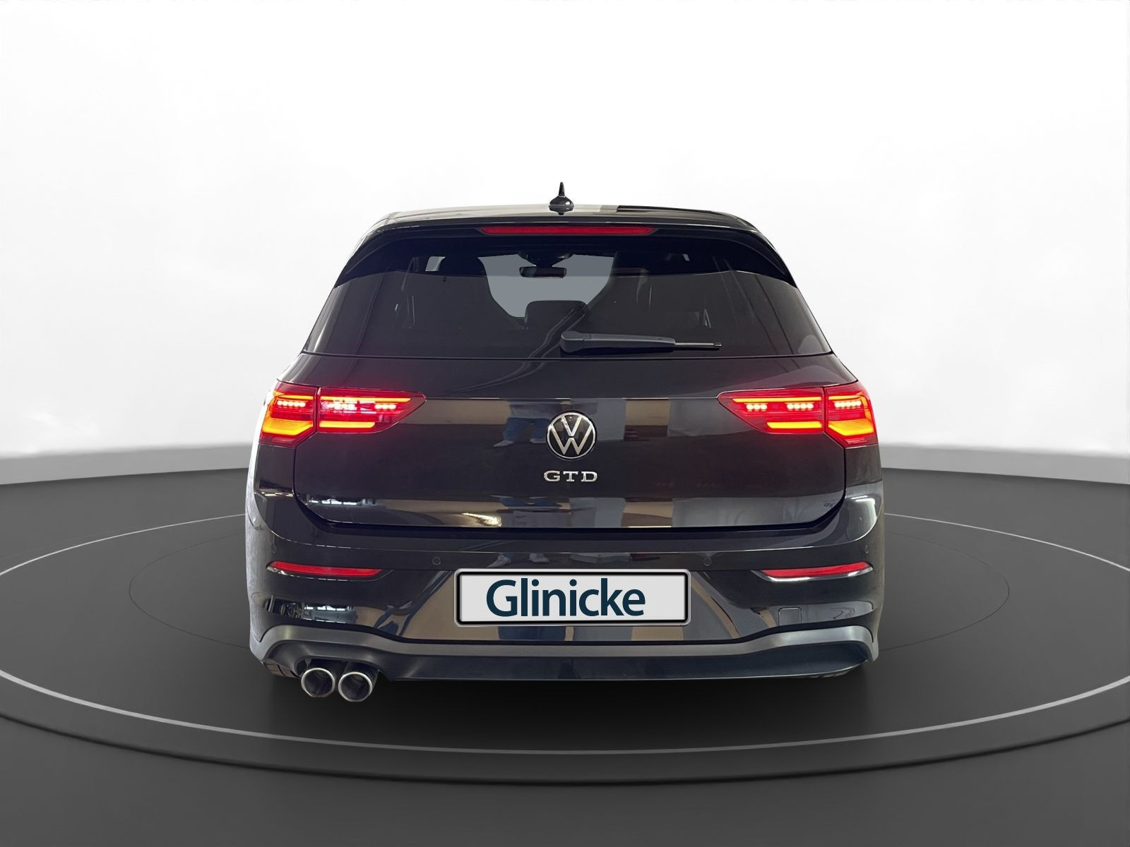 Volkswagen - Golf_5