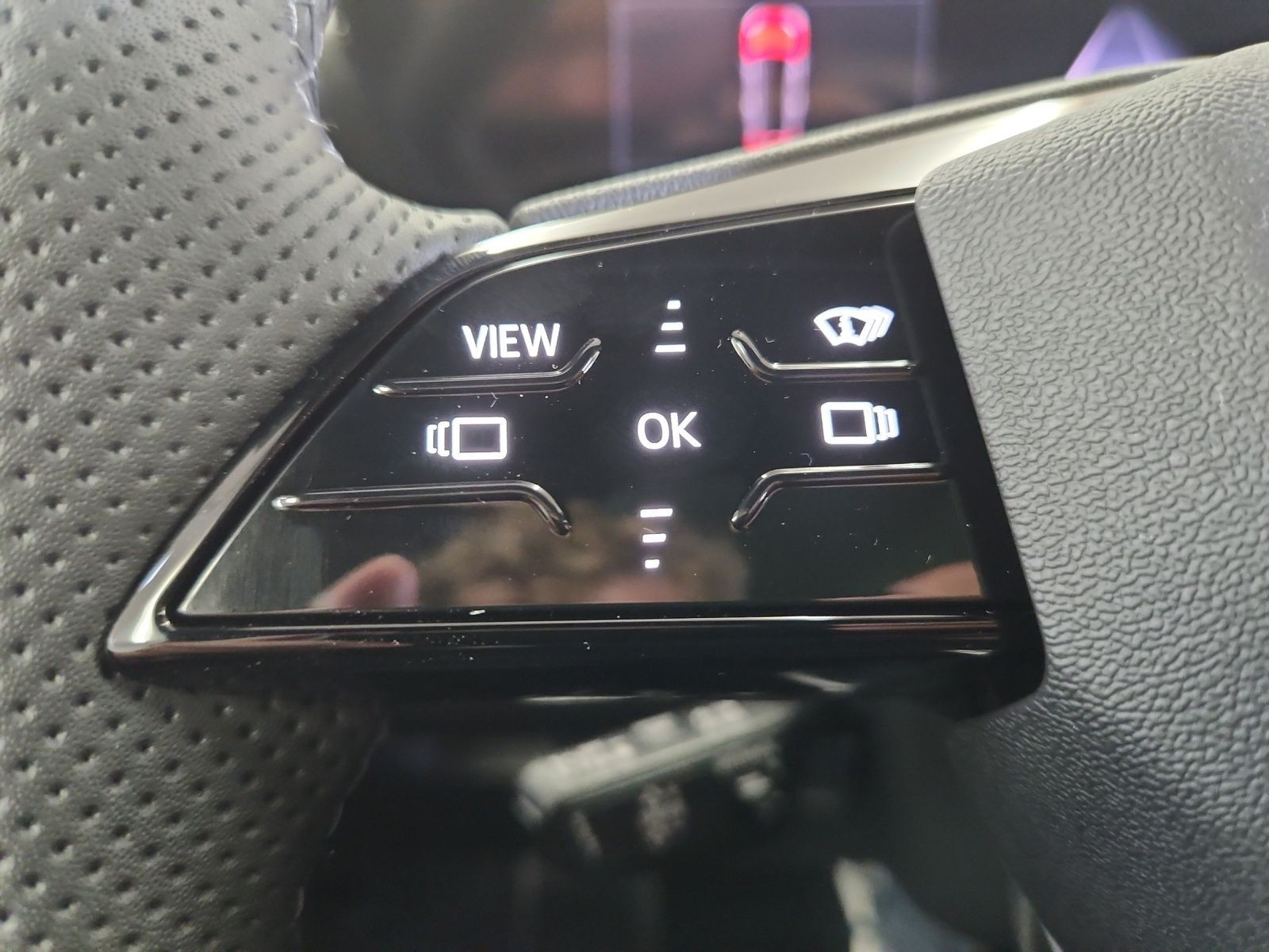 Audi - Q6 Sportback e-tron_24