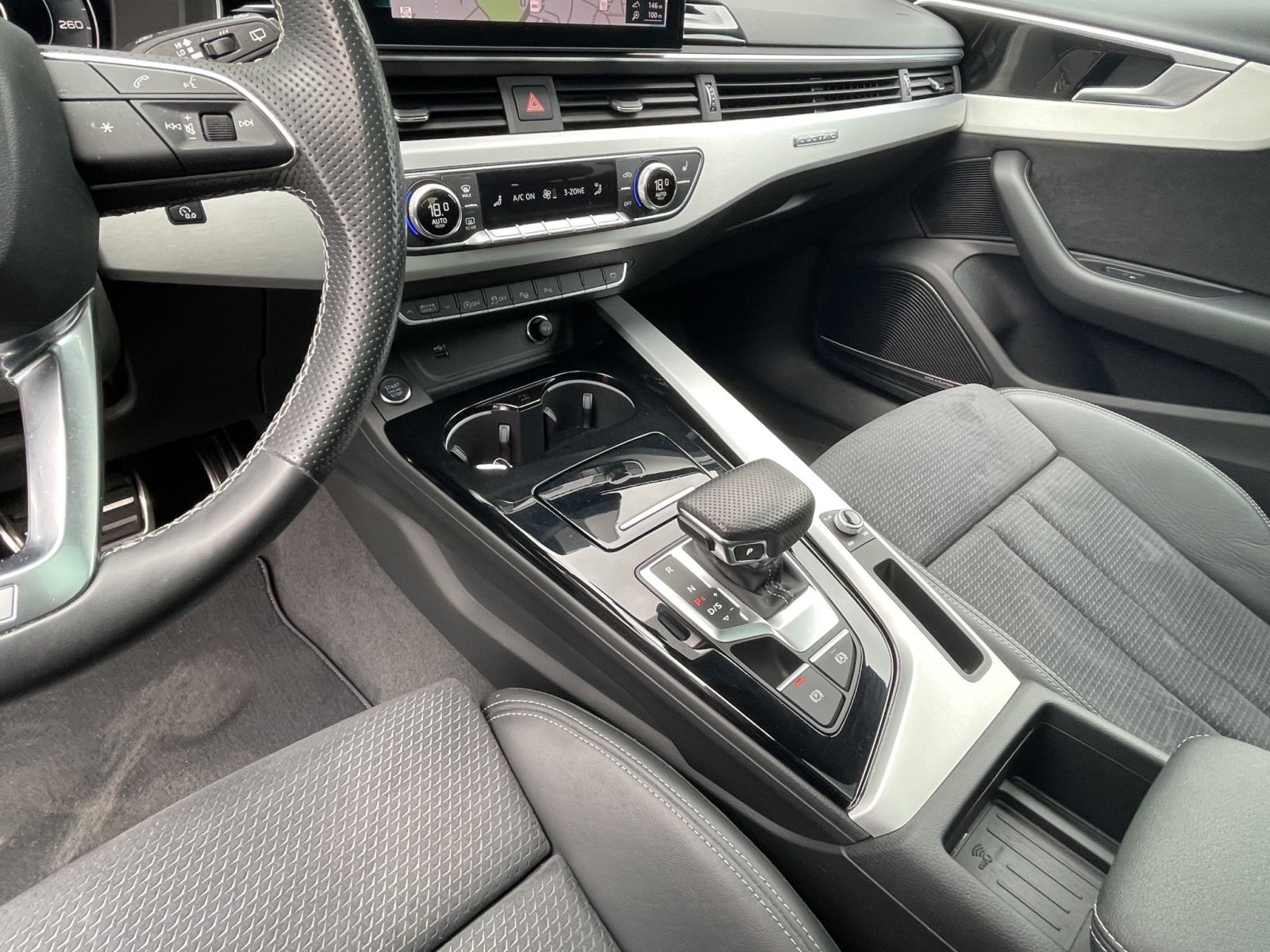 Audi - A4 Avant_15