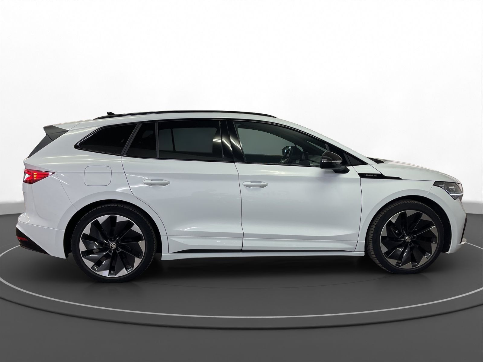 Škoda - Enyaq_7