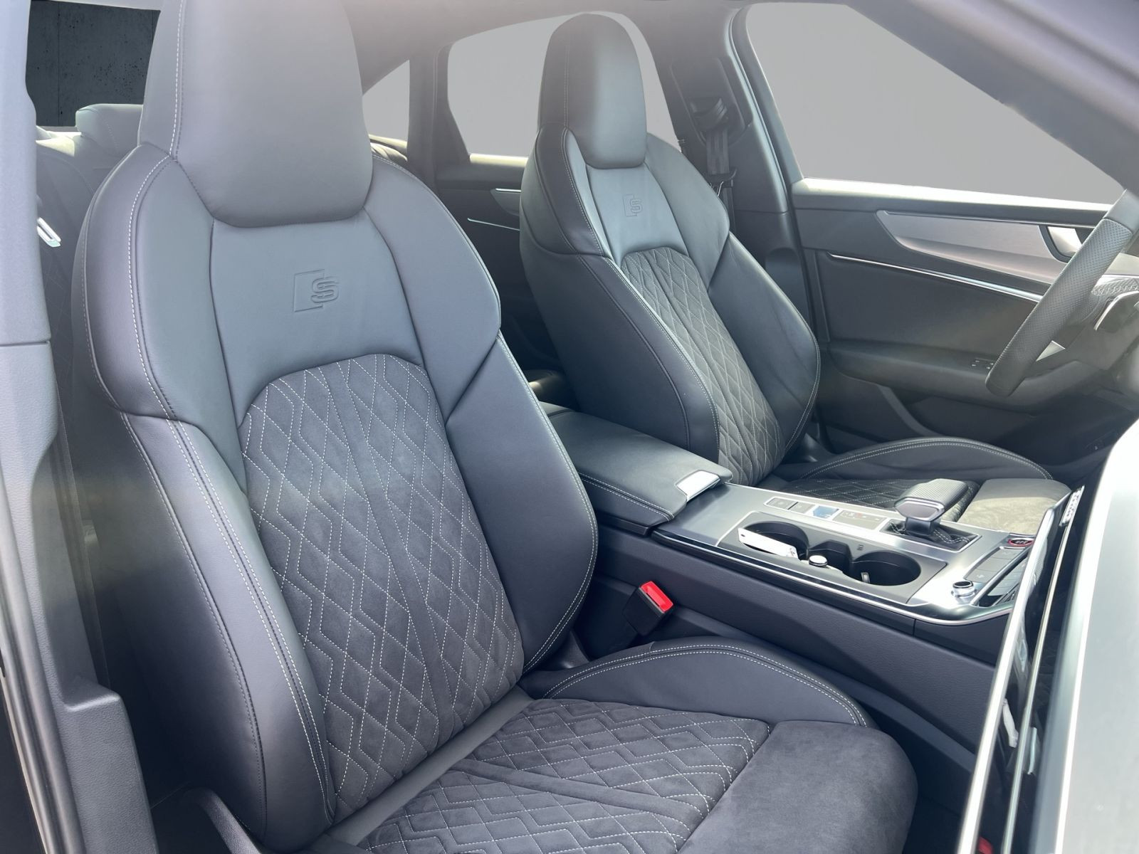 Audi - S6 Limousine_18