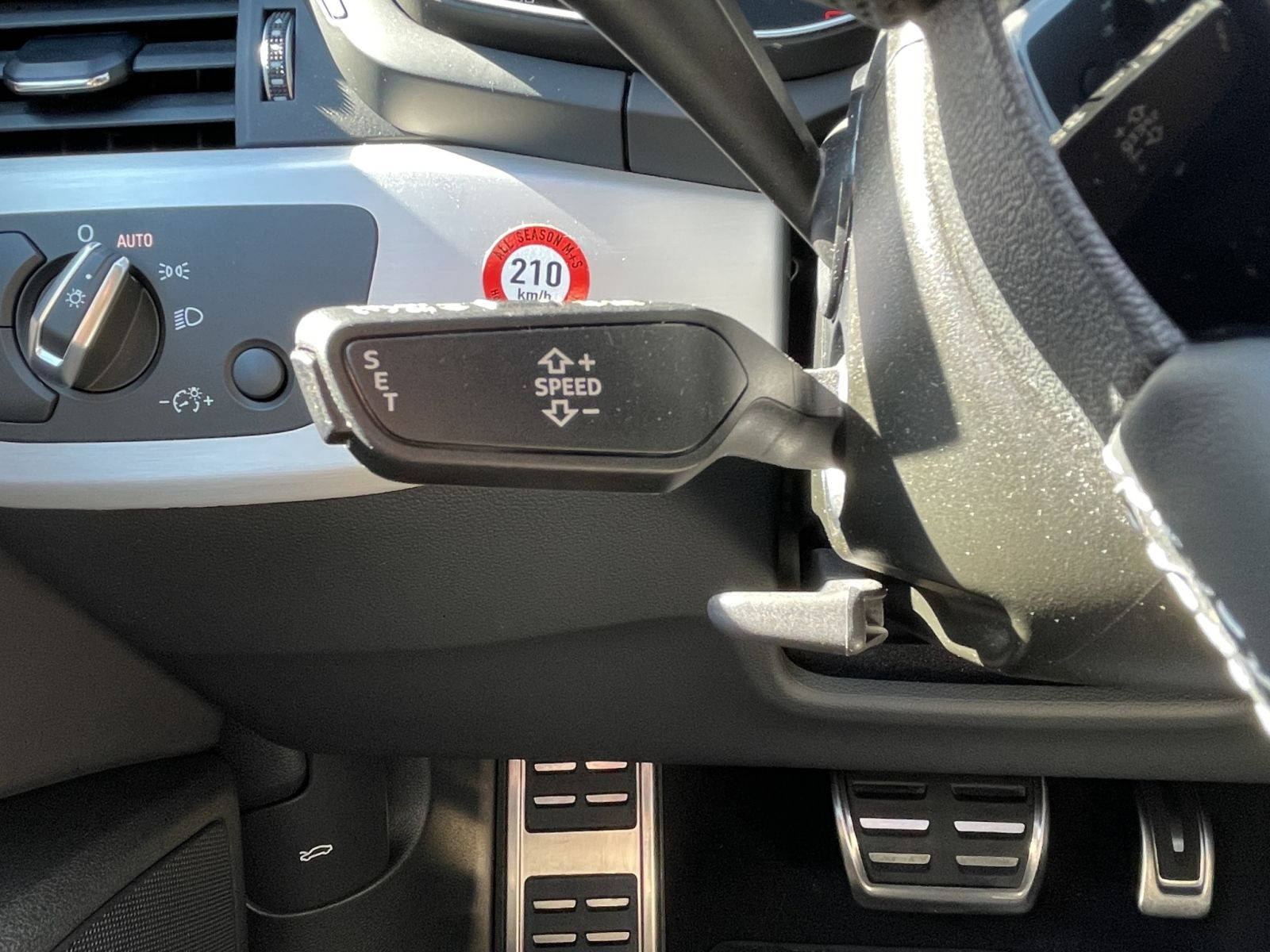 Audi - A4 Avant_24