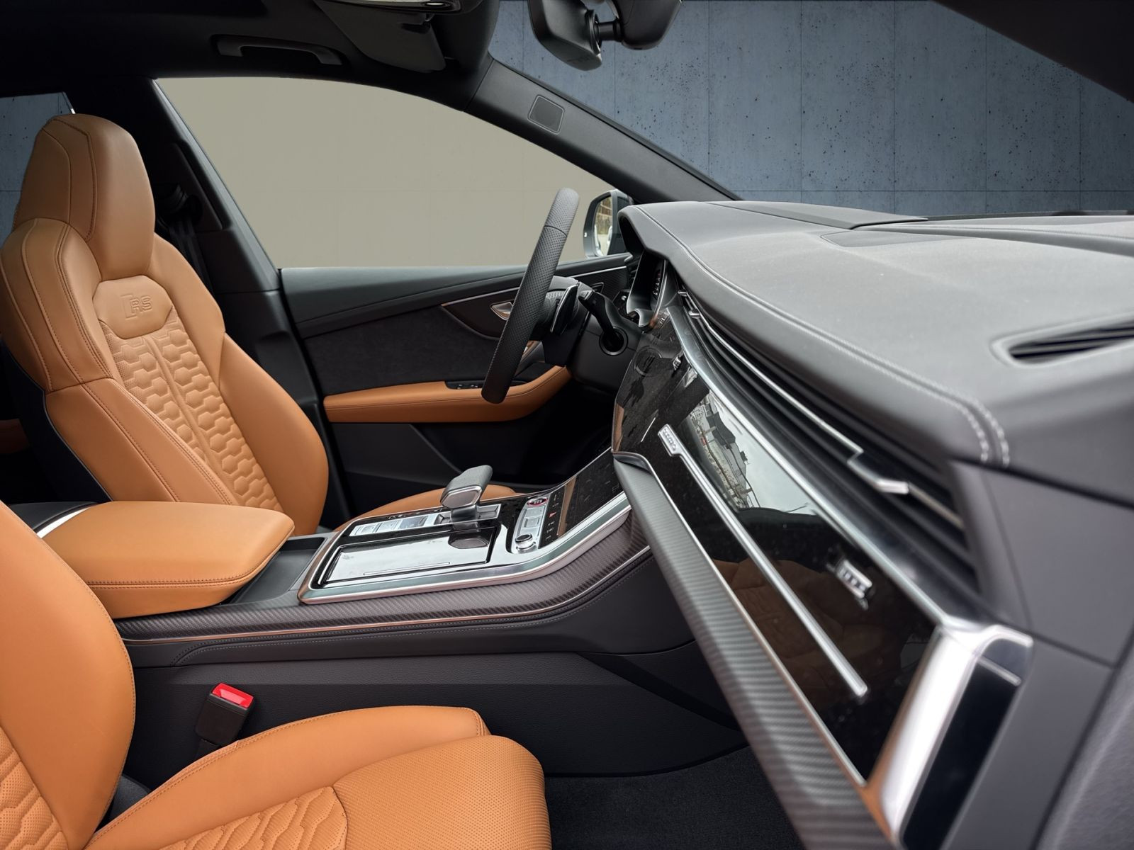 Audi - RS Q8_22